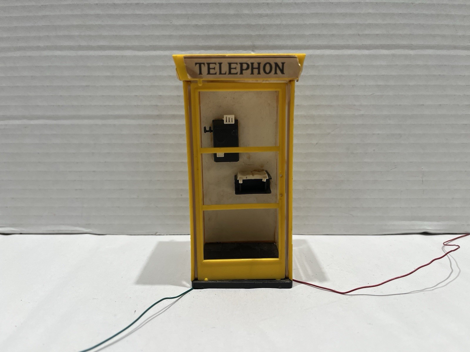 Vintage Lgb Yellow Foam Booth Pola G Scale Telephon 952