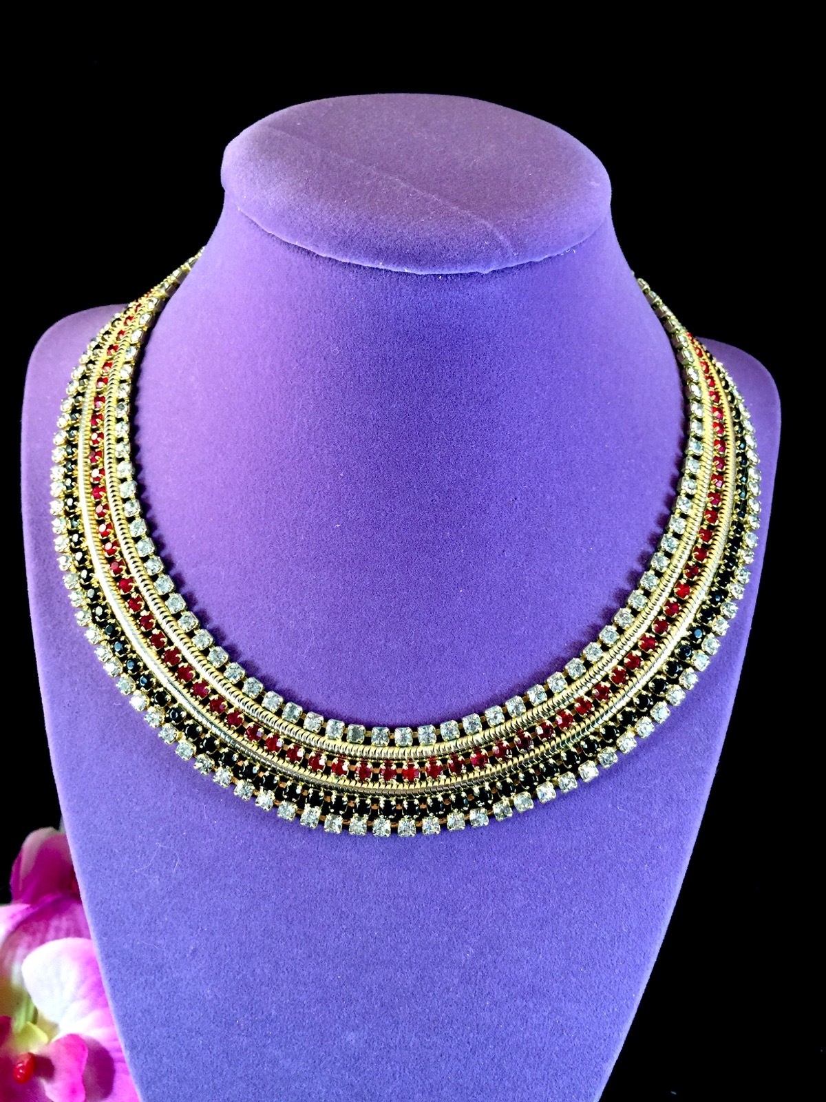 1957 HOBE RUBY RED CRYSTAL RHINESTONE CLEOPATRA COLLAR NECKLACE CLIP EARRING SET
