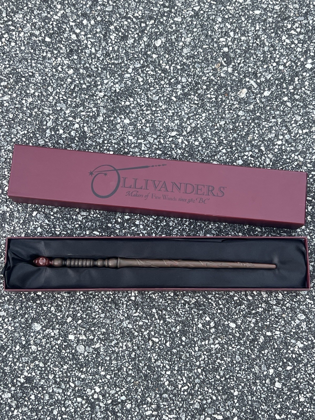 Wizarding World Harry Potter Ollivanders Wand Shop Collectible Ash 3 Box 14.5\