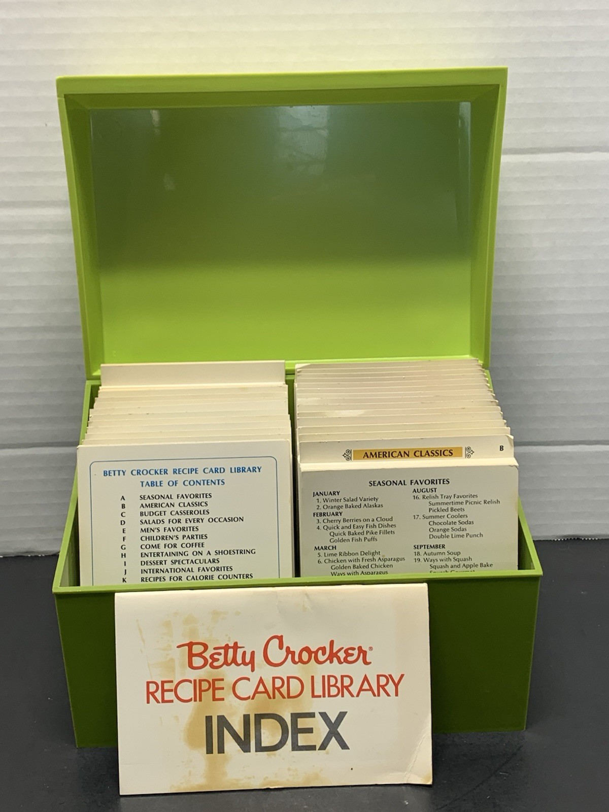 Vintage 1971 The Betty Crocker Recipe Card Library w/Index, Recipe Cards Vintage 1971 The Betty Crocker Recipe Card Library w/Index, Recipe Cards