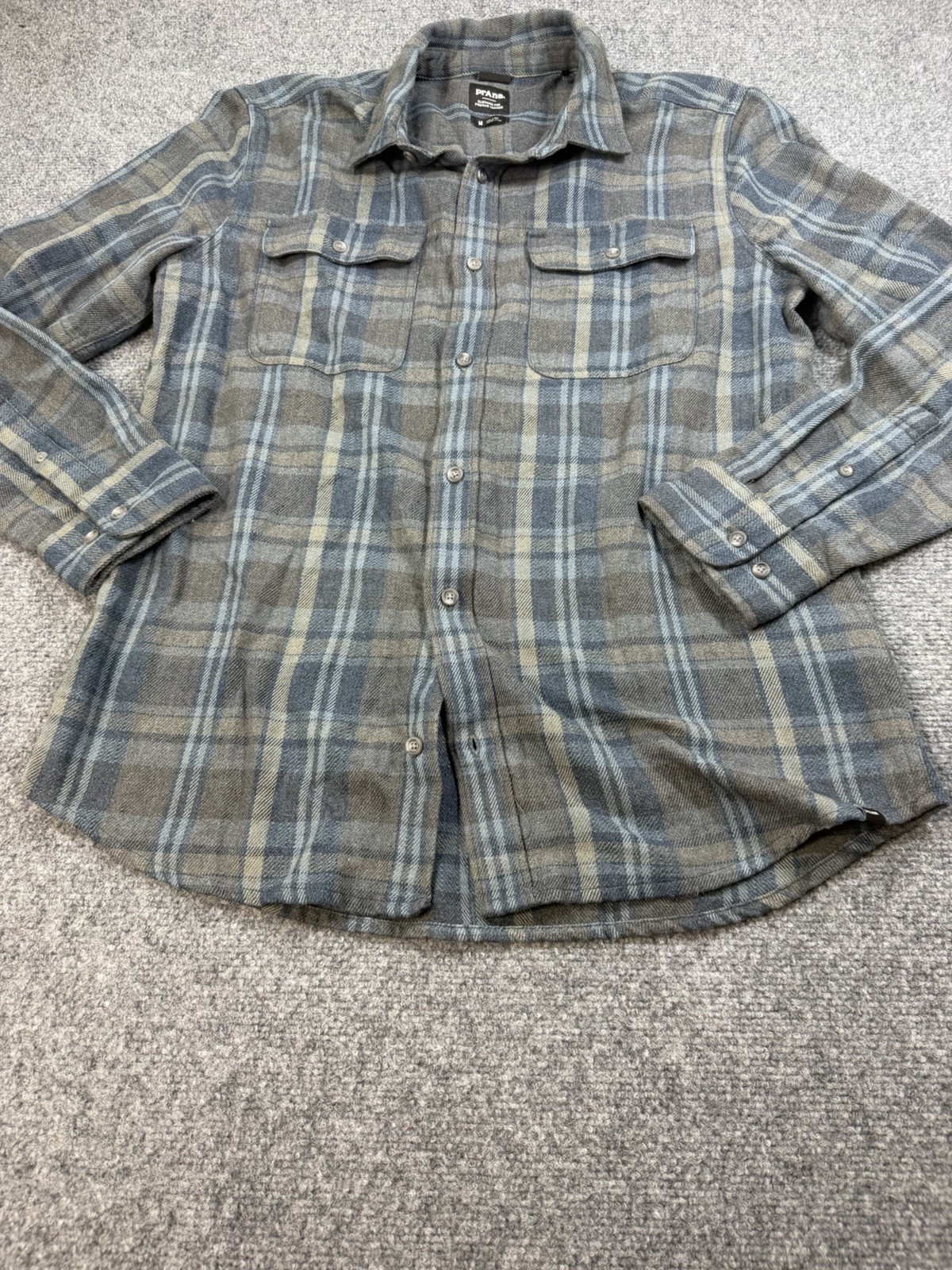 Prana Shirt Mens Medium Gray Plaid Long Sleeve Pockets Button Up Flannel