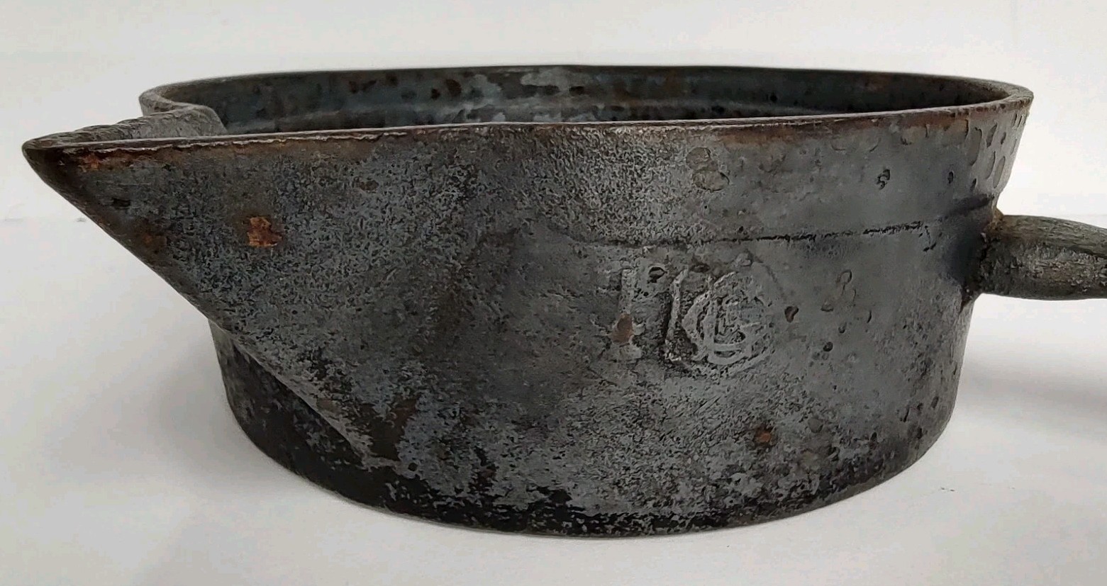 Antique Carl Gottbill Cast Iron Pouring Pot Saucepan CG Mark Germany Gate Mark