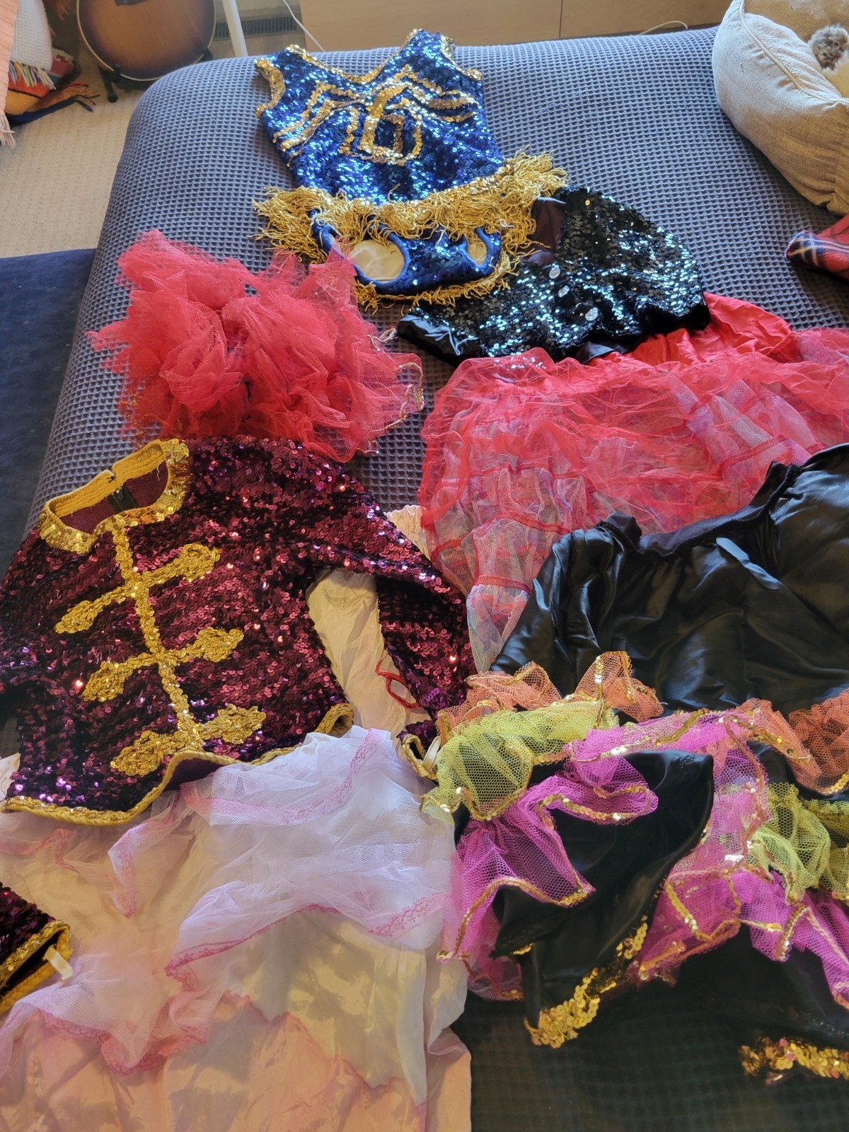 VINTAGE STAGE COSTUME TUTU LOT 7 ITEMS LOT 1960S 1970S 1980S SEQUINS SHOWGIRL VINTAGE STAGE COSTUME TUTU LOT 7 ITEMS LOT 1960S 1970S 1980S SEQUINS SHOWGIRL
