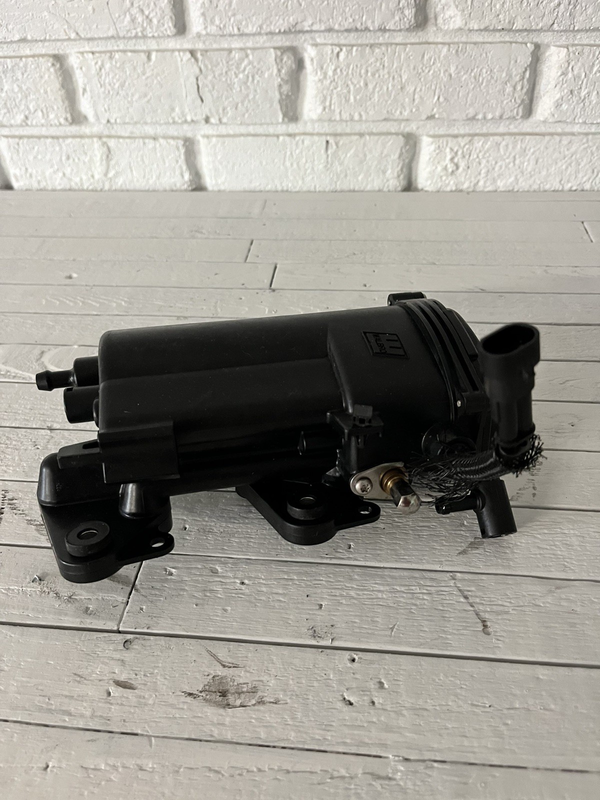 Evinrude E-Tec Fuel Pump Vapor Separator VST OEM 5007896 Freshwater