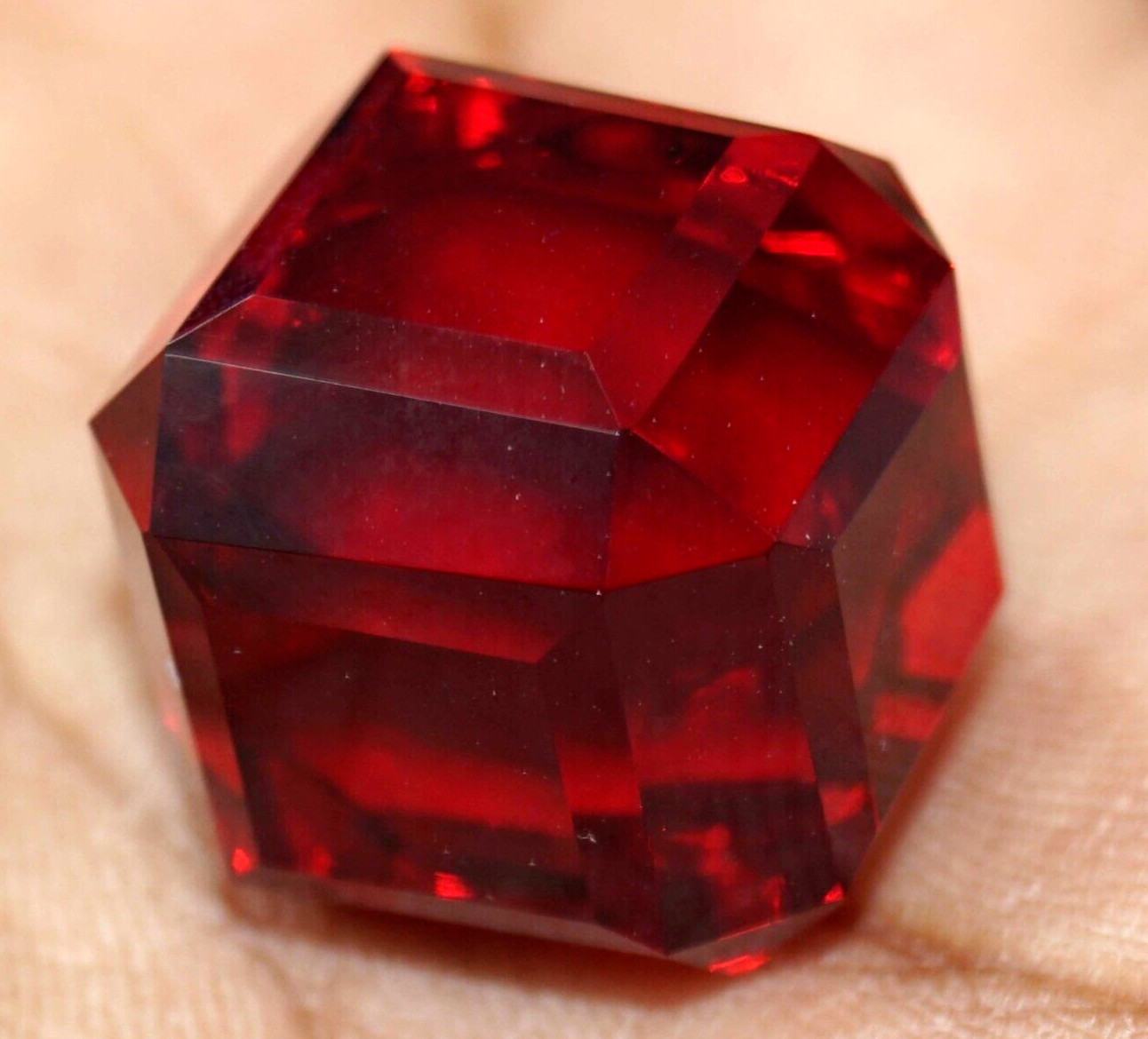 GIE Certified Natural 500.36 Ct Brazilian Red Topaz Cube Cut Loose Gemstone