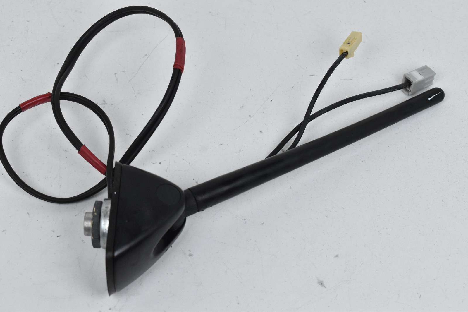 2008-2015 Scion xB 2008-2012 Scion xD Radio Roof Antenna Mast Rod with Base OEM 2008-2015 Scion xB 2008-2012 Scion xD Radio Roof Antenna Mast Rod with Base OEM