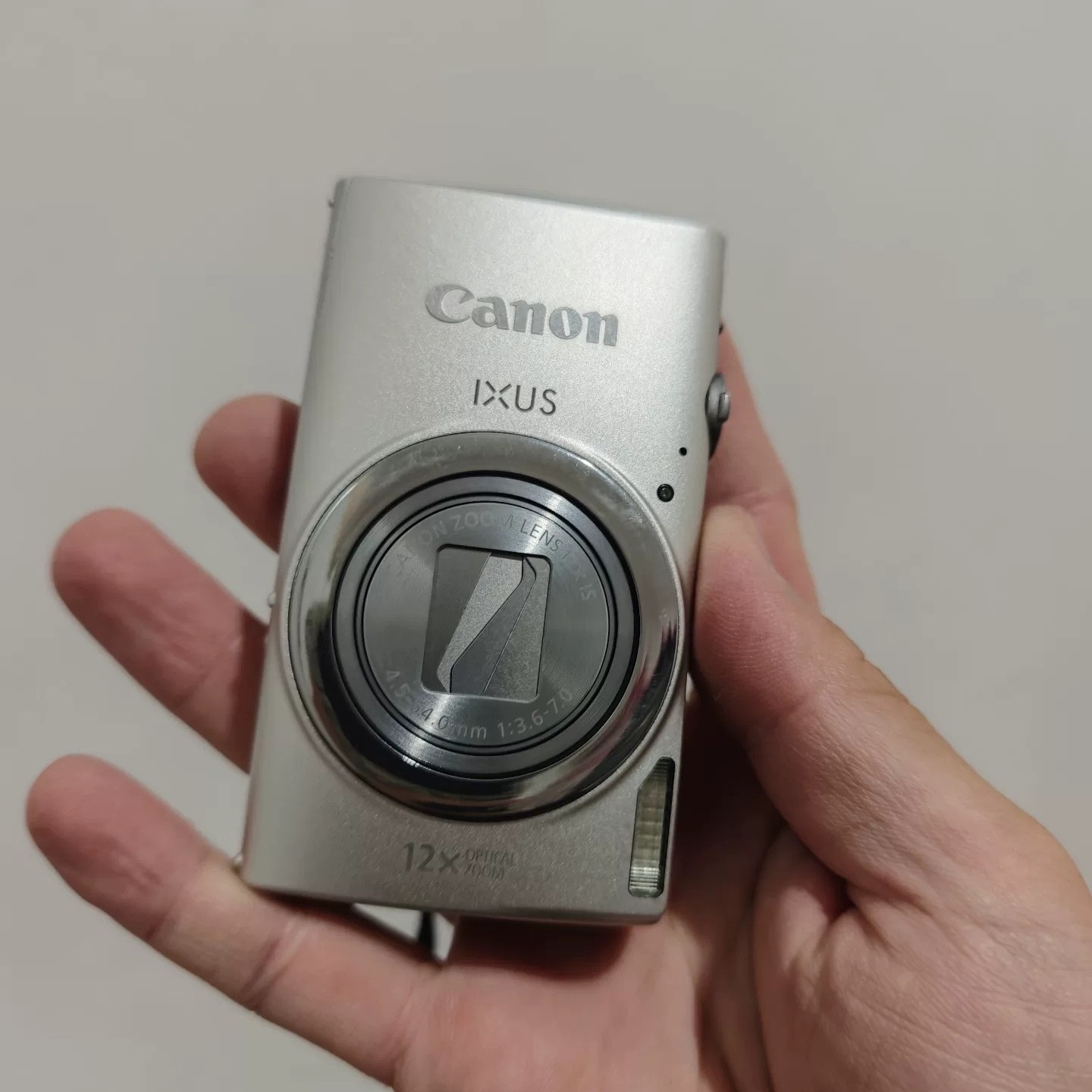 Canon IXUS 265 HS CCD Digital Camera 16MP 12X Optical Zoom Silver Built-in Wi-Fi