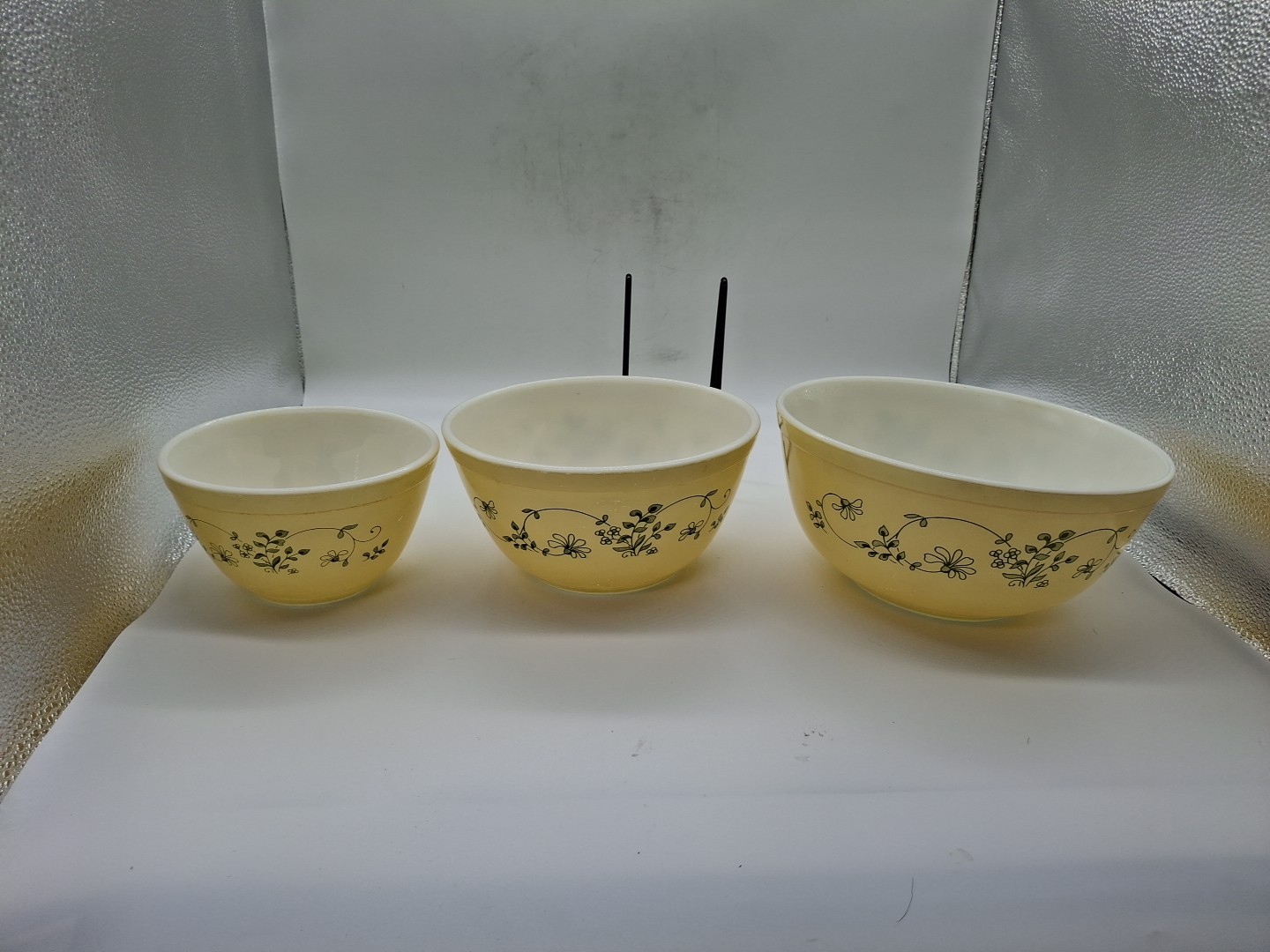 Pyrex Shenandoah Mixing Bowls Nesting Set 401 402 403
