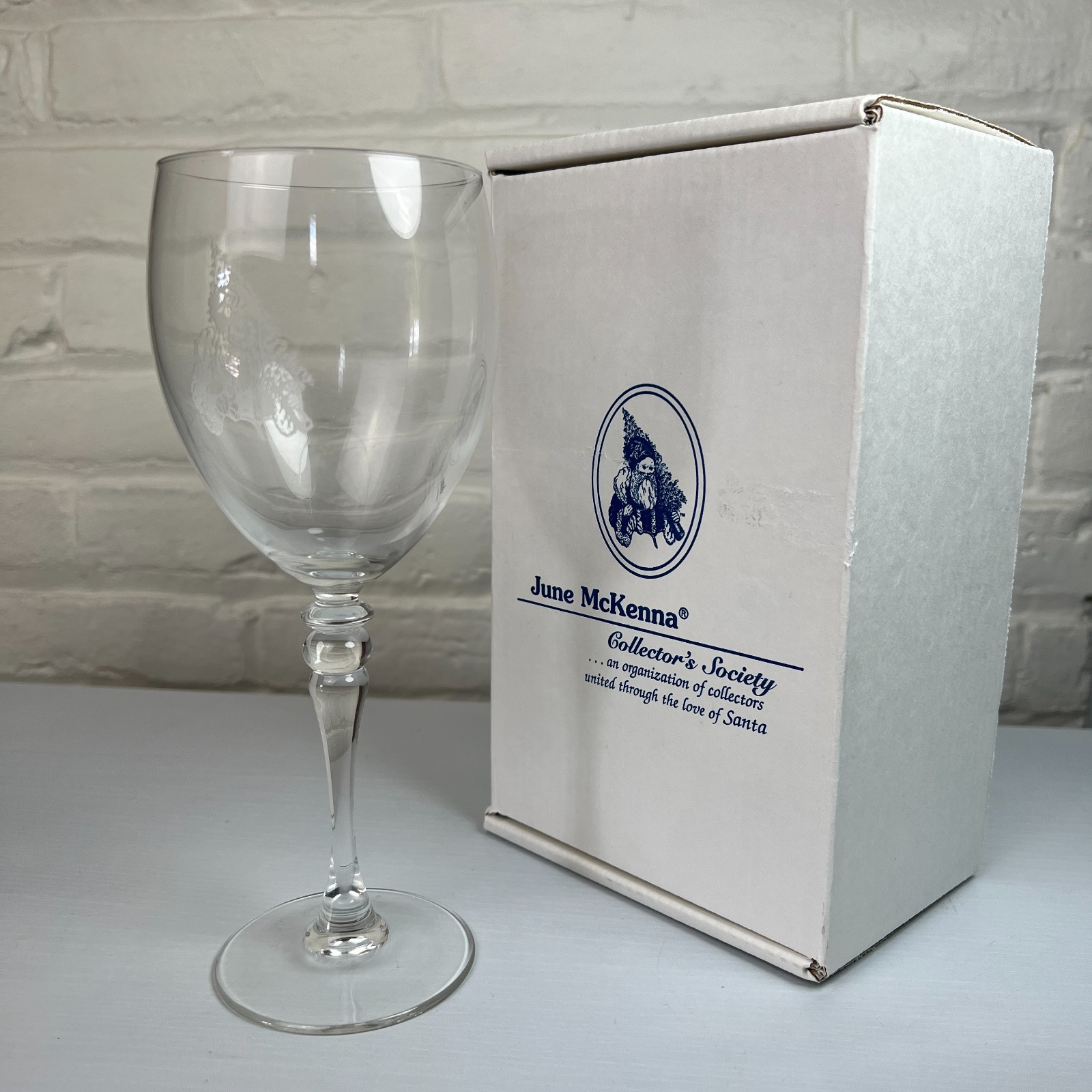 June McKenna Collector’s Society Santa Etched Wine Goblet Glass Original Box