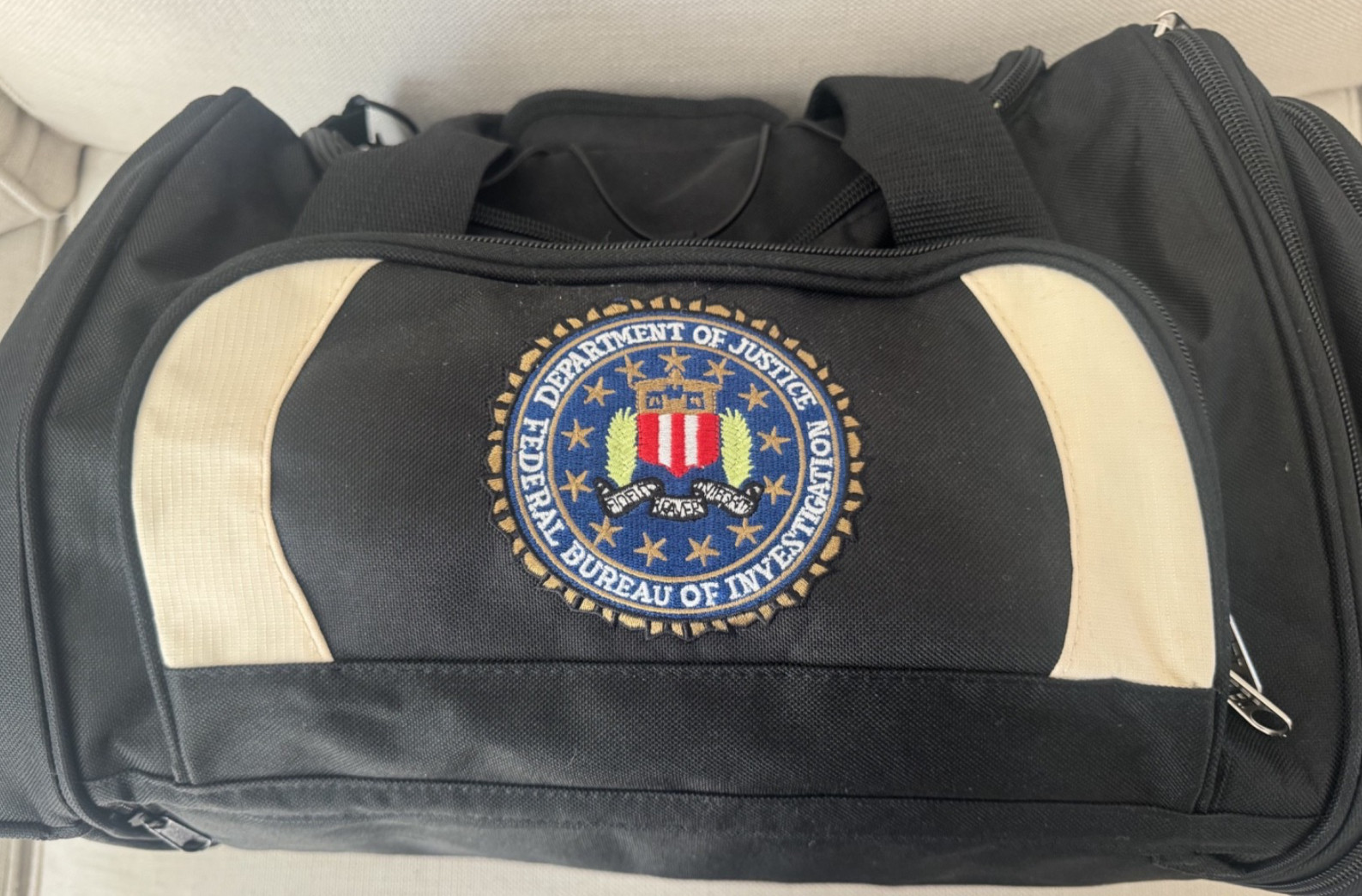 Official FBI Federal Bureau Investigation Equipment Duffel Tactical Bag NEW RARE