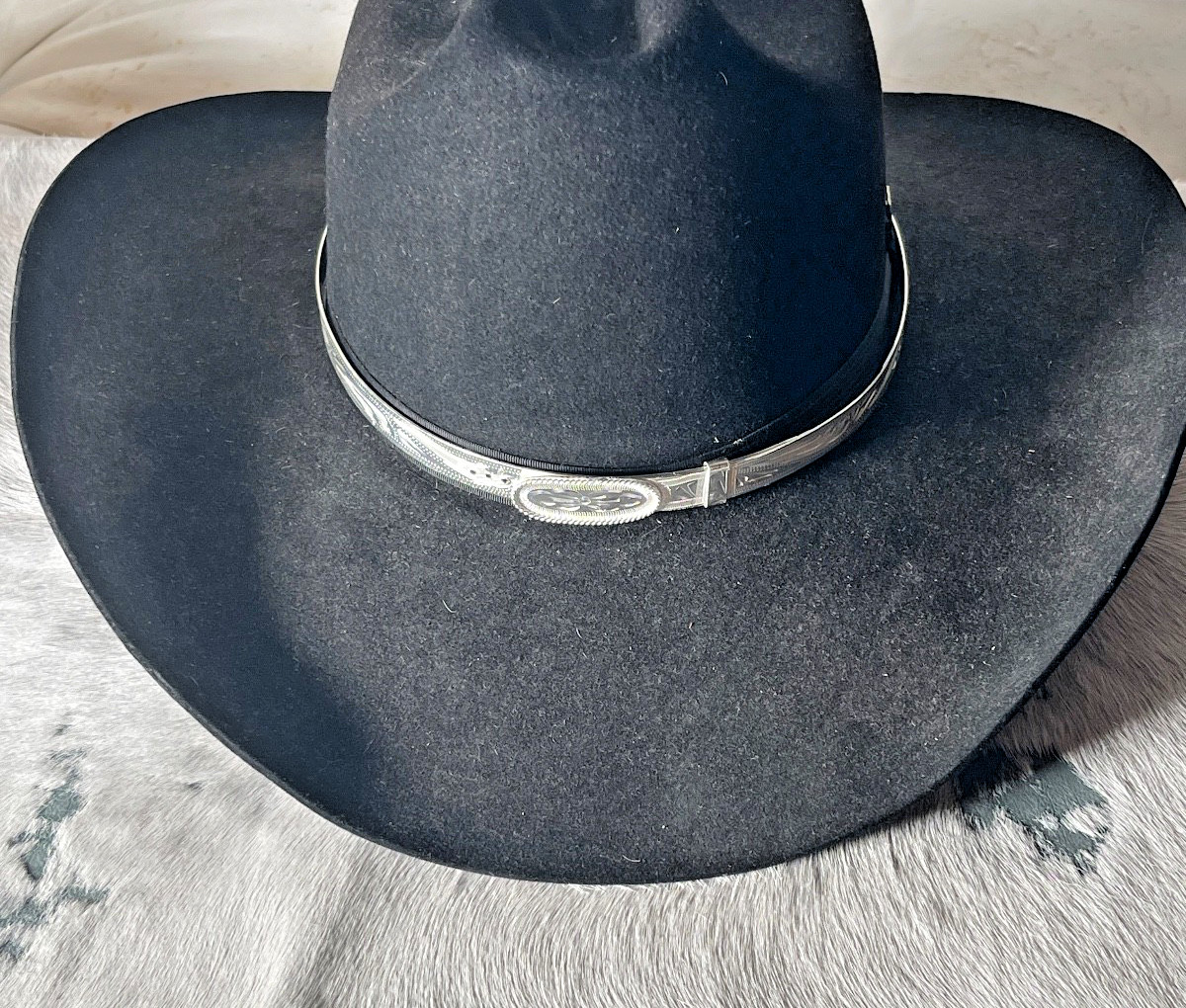 Western Unisex Hatband 27.75 x 1/2 in Fancy Hand Engraved Silver Cowboy Rodeo