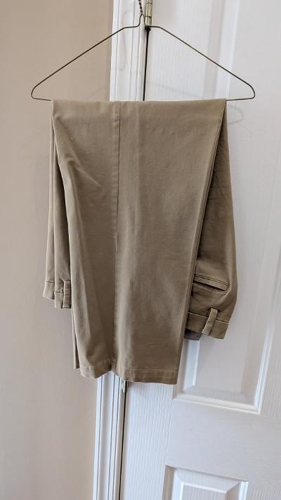DOCKERS FLEX COMFORT Signature Khaki Men\'s Pants Classic Fit  34x30 Pre-Owned