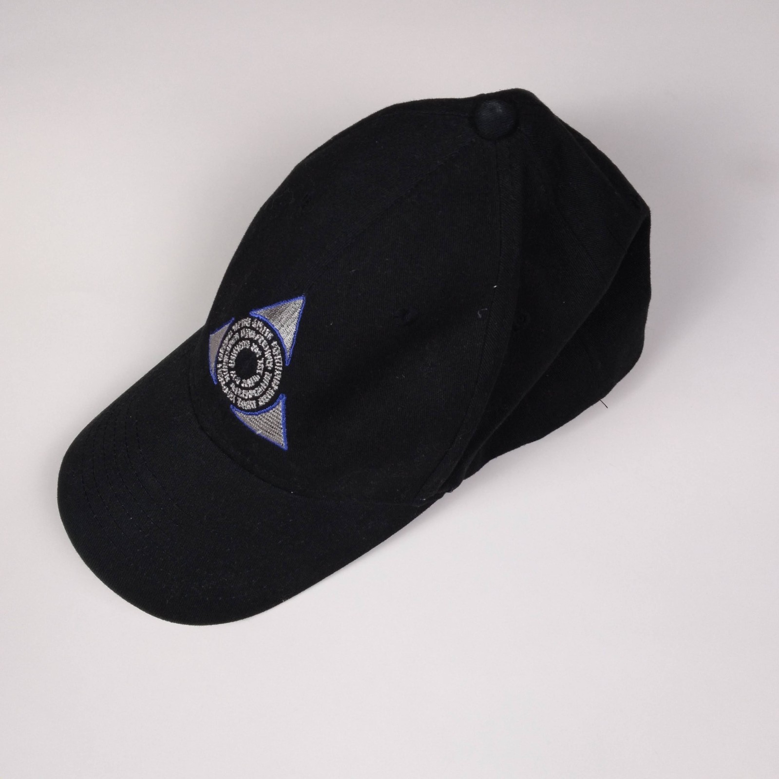 Rare 2012 Wizards of the Coast MTG Azorius Guild Hat NU‑FIT L/XL (Runs Small) Rare 2012 Wizards of the Coast MTG Azorius Guild Hat NU‑FIT L/XL (Runs Small)
