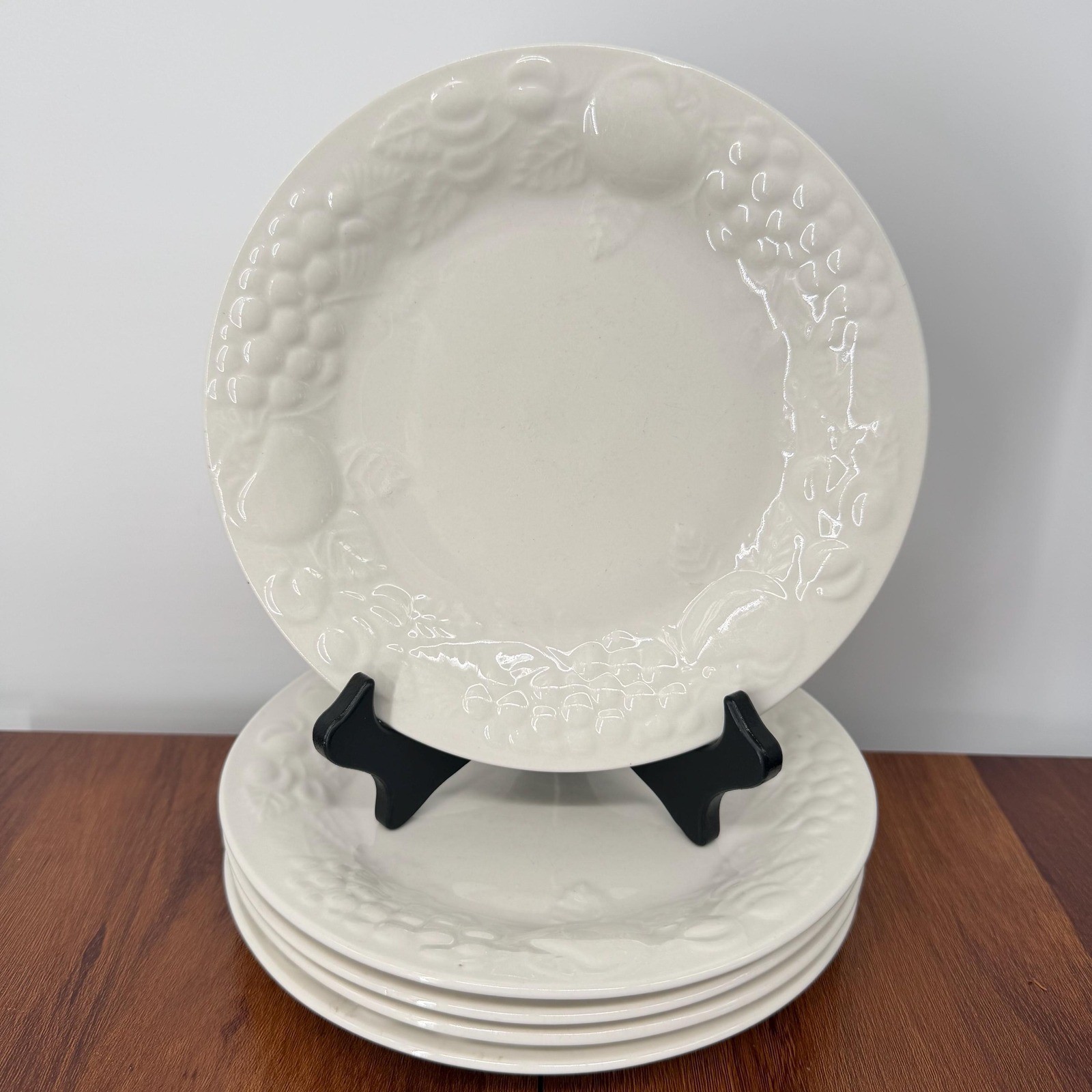 VTG French Country Philippe Richard Fruit Salad Plates (5) White Embossed 7.5\