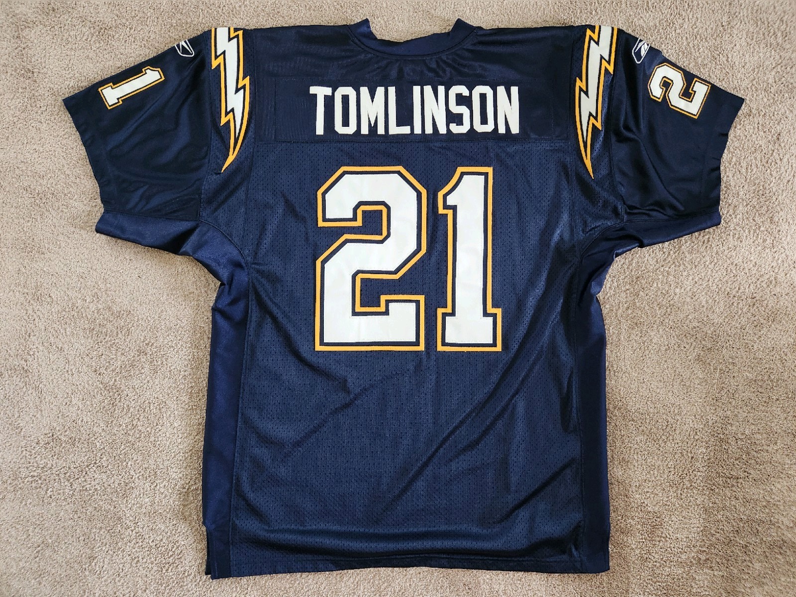 Authentic San Diego Chargers LaDainian Tomlinson home jersey Reebok size 52 NFL Authentic San Diego Chargers LaDainian Tomlinson home jersey Reebok size 52 NFL
