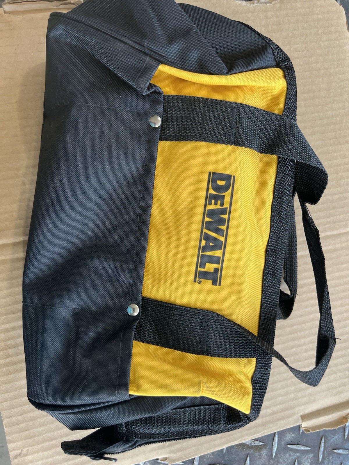 New Dewalt Heavy Duty Ballistic Nylon 13 New Dewalt Heavy Duty Ballistic Nylon 13