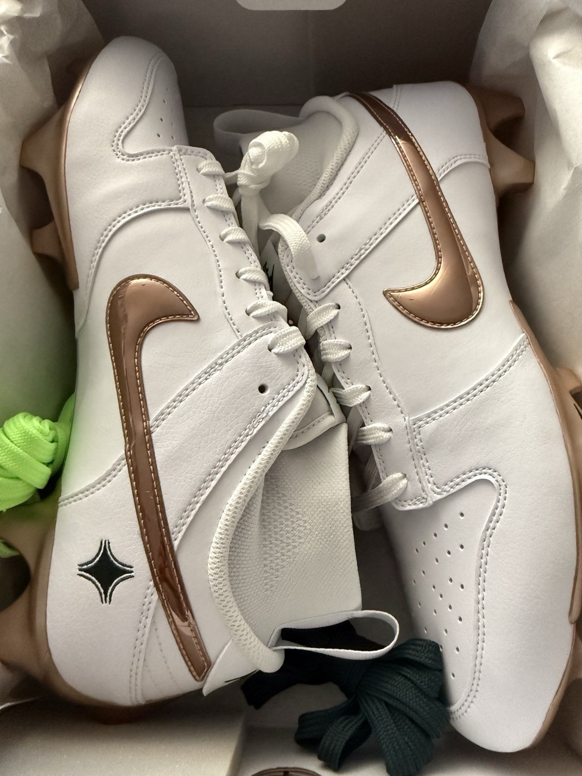 New NIB Nike Vapor Edge Dunk Kyler Murray Football Cleats White FN6721-100 SZ 11 New NIB Nike Vapor Edge Dunk Kyler Murray Football Cleats White FN6721-100 SZ 11