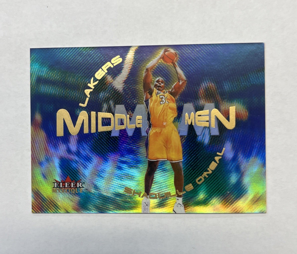 2000-01 Fleer Mystique Shaquille O\'Neal MIDDLE MEN Insert #1 MM Lakers
