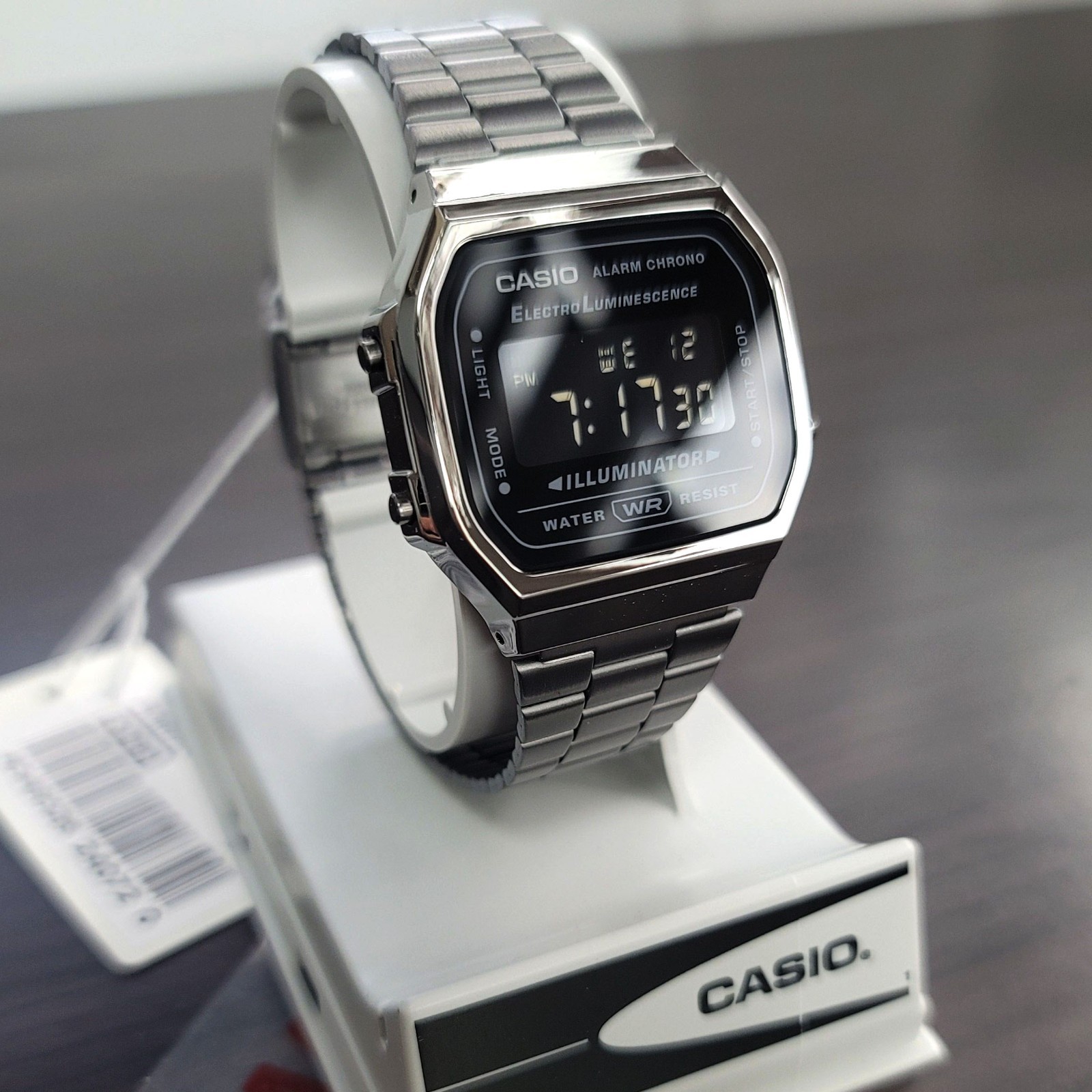 Casio A168WGG-1B Fashion Electronic Metal Watch New Original