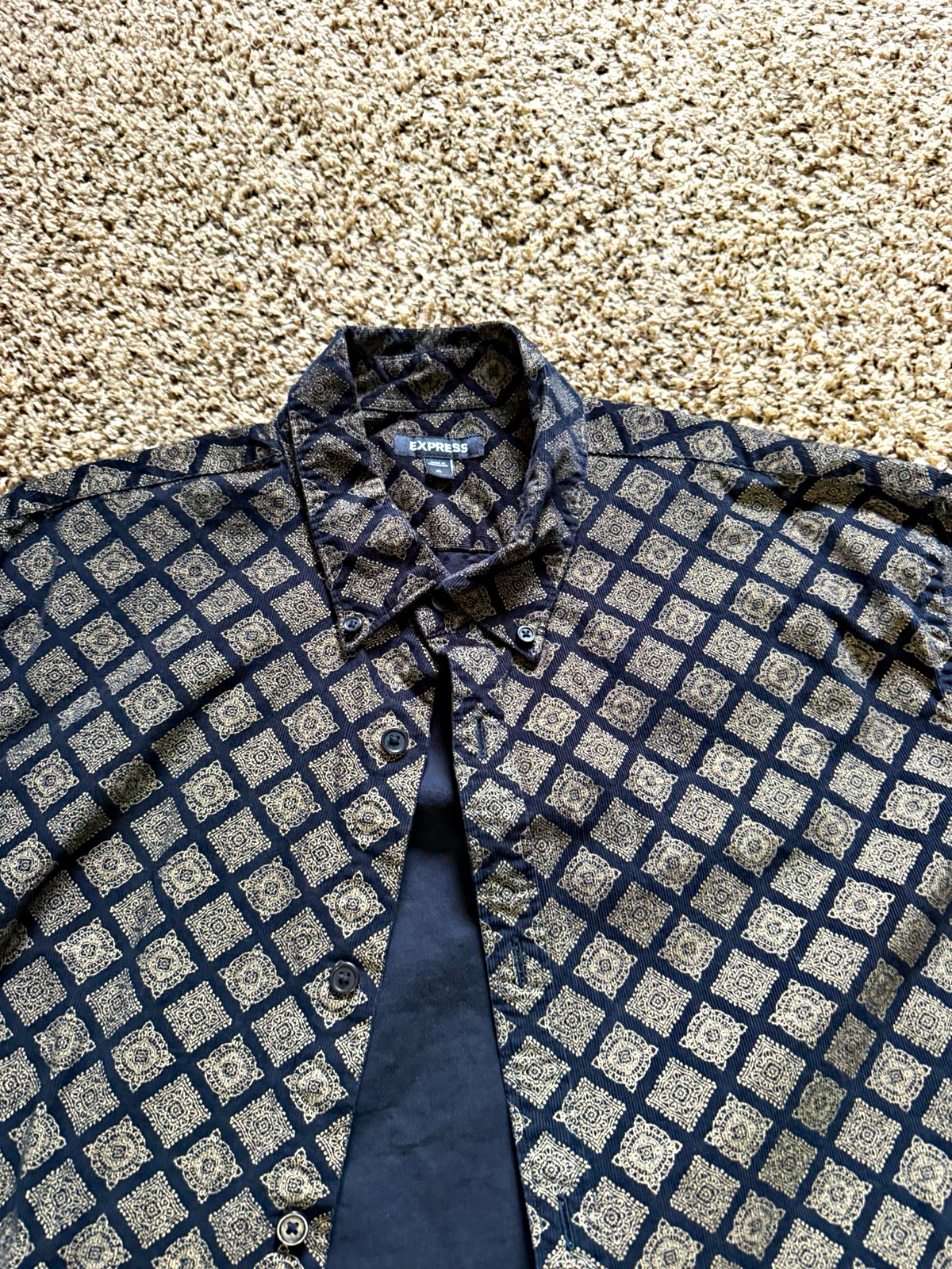 Express Men\'s XL Black/Gold Geometric Woven Button-Down Long Sleeve Shirt