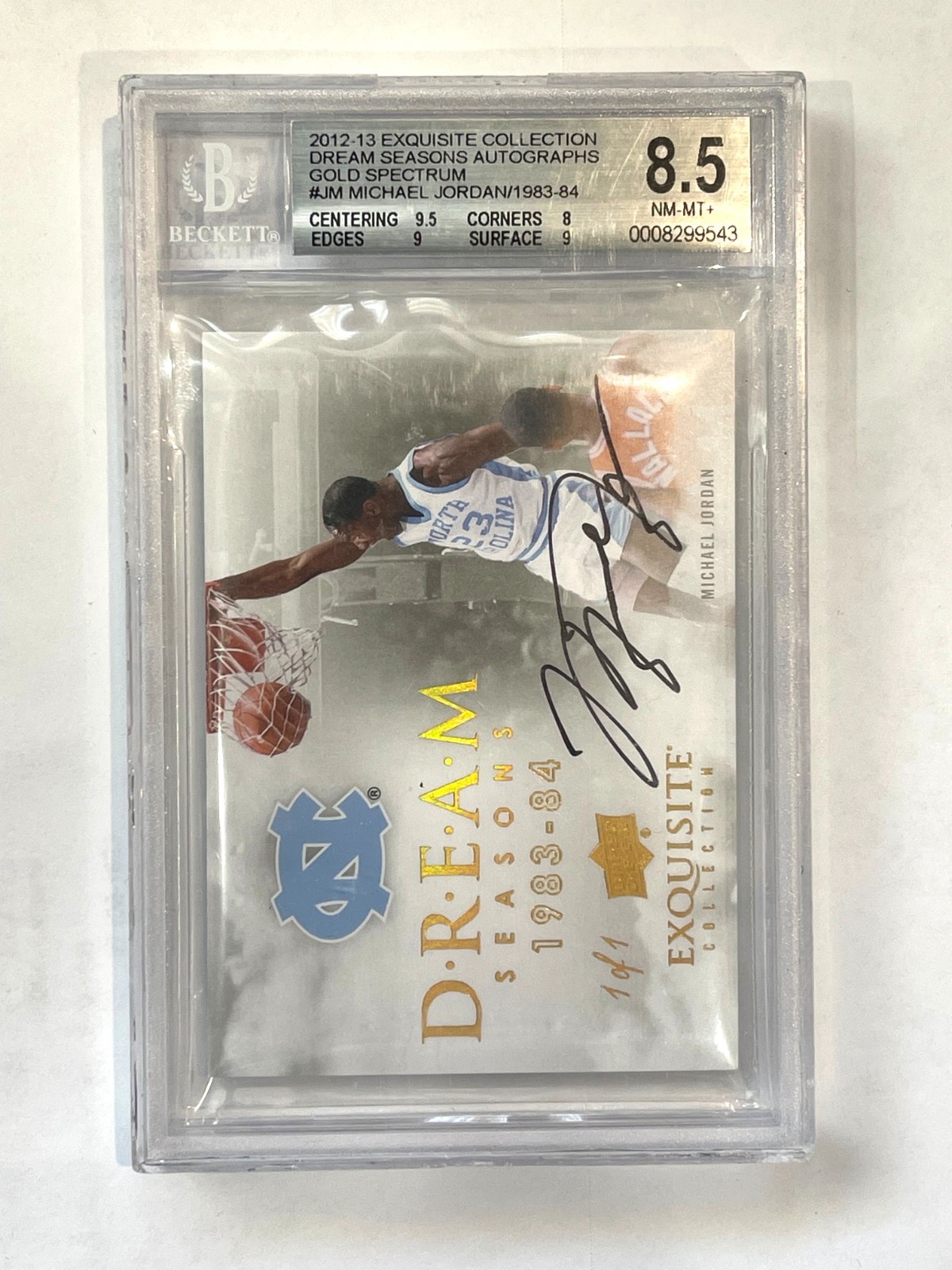 2012-13 Exquisite Michael Jordan Gold Spectrum Auto 1/1 BGS 8.5 Auto 10
