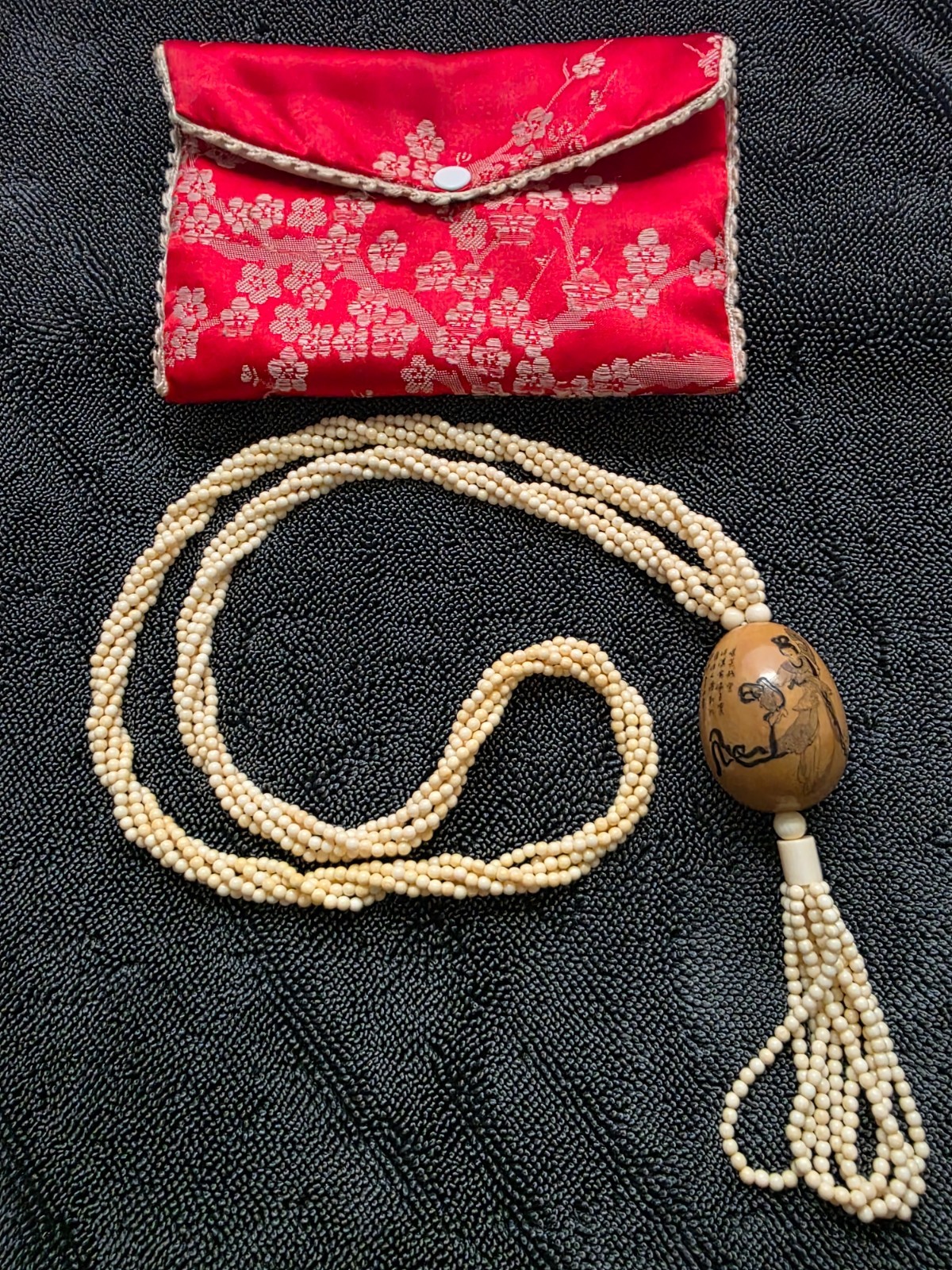 Vintage 1986 Chinese Lanzhou Etched Gourd Scrimshaw Pendant Multi Strand Necklac