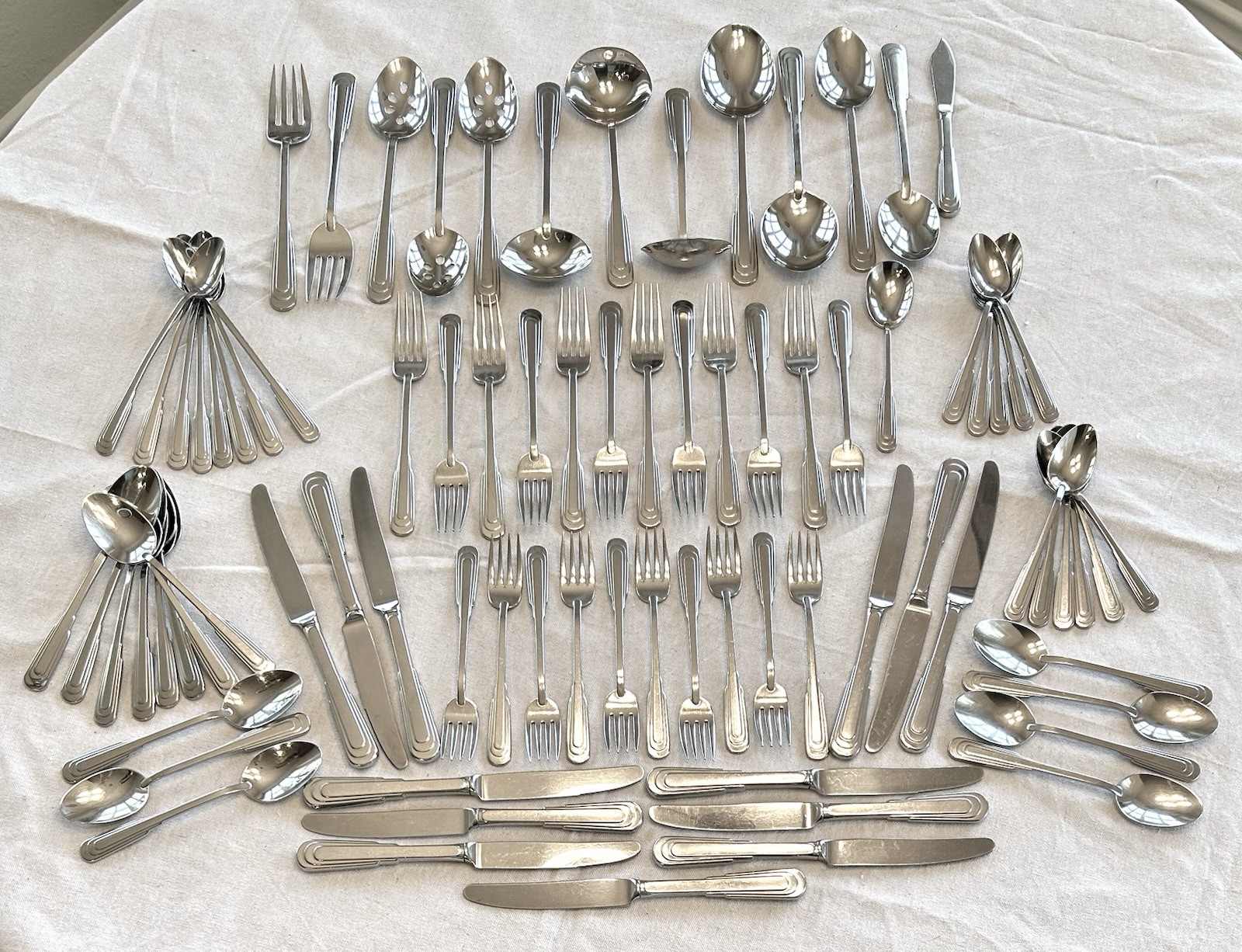 Oneida Cityscape Huge 83pc Lot Stainless Flatware Service for 10 Serving Pieces