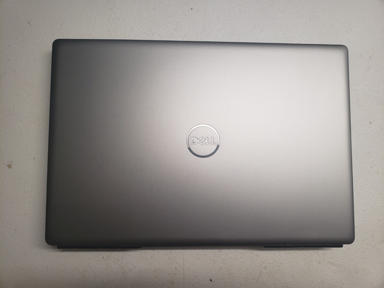 Dell Precision 7550 i7-10750H 2.60GHz 8GB 256GB NVIDIA Quadro T1000 4GB Charger.