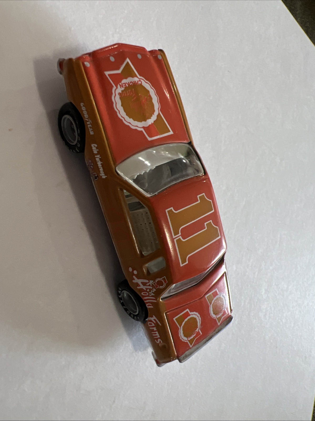1/64 1977 Cale Yarborough Action RCCA Champions  Die Cast Car Excellent