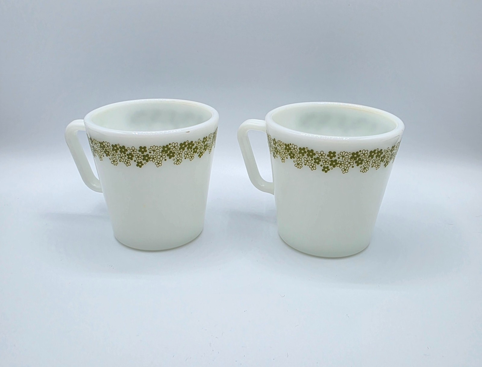 Vintage 1970s Pyrex Green Floral Garland Milk Glass Coffee Mugs – Set of 2