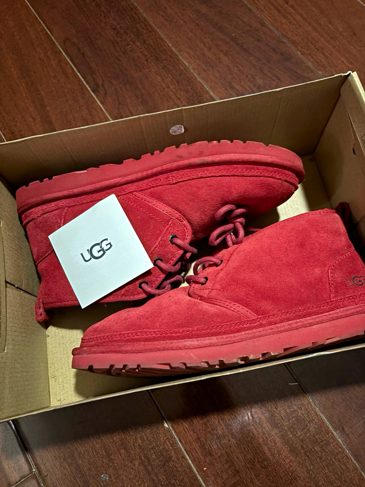 UGG Neumel Msn Red Suede Lace-Up Ankle Chukka Boots US 9.5