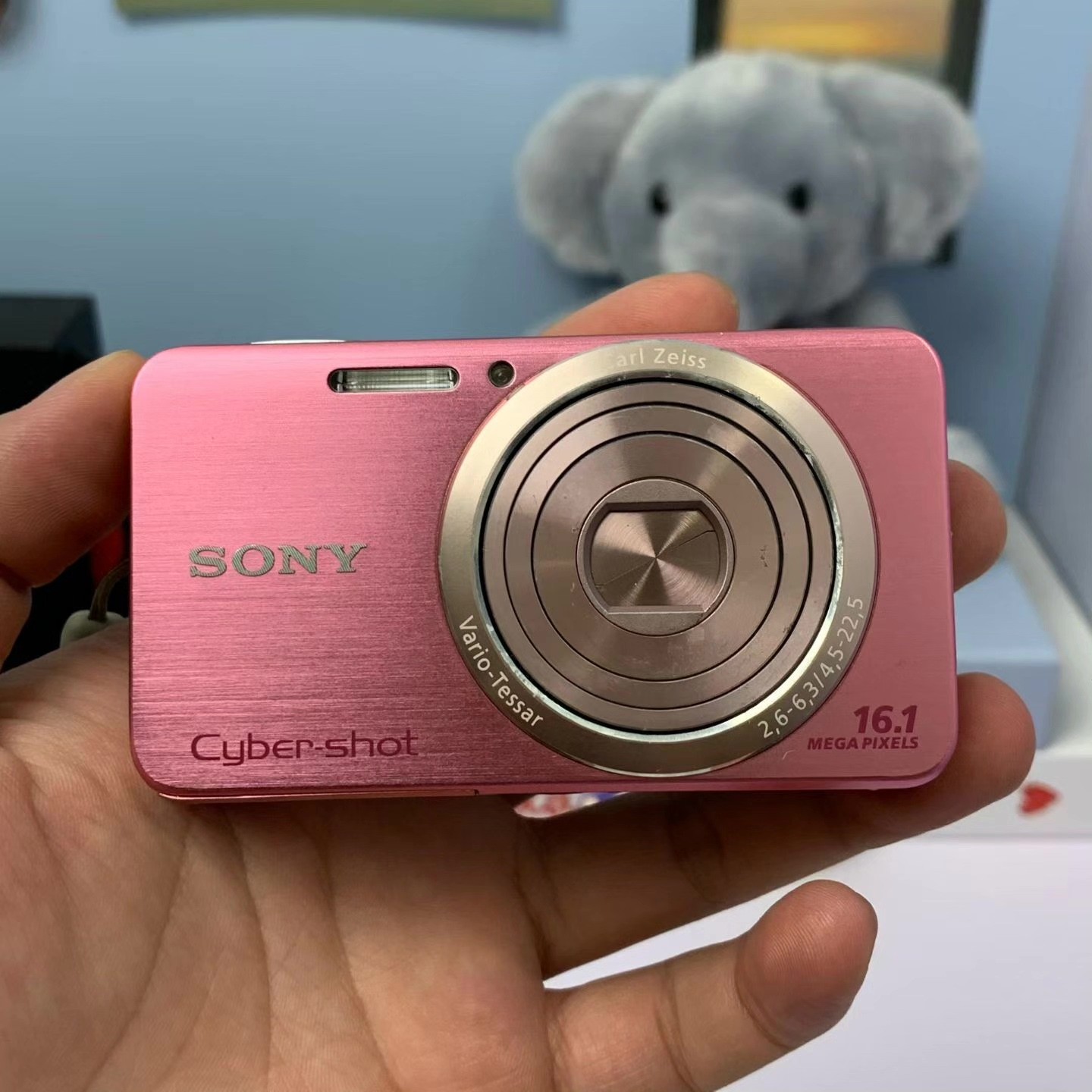 Sony Cyber-shot DSC-W630 Digital Camera 16.10 MP 5x Optical Zoom English AF Lock