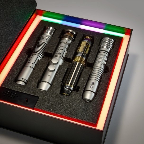 D23 Legacy Lightsaber Hilt Set Star Wars LE 1500 Arresting the Chancellor Sealed D23 Legacy Lightsaber Hilt Set Star Wars LE 1500 Arresting the Chancellor Sealed