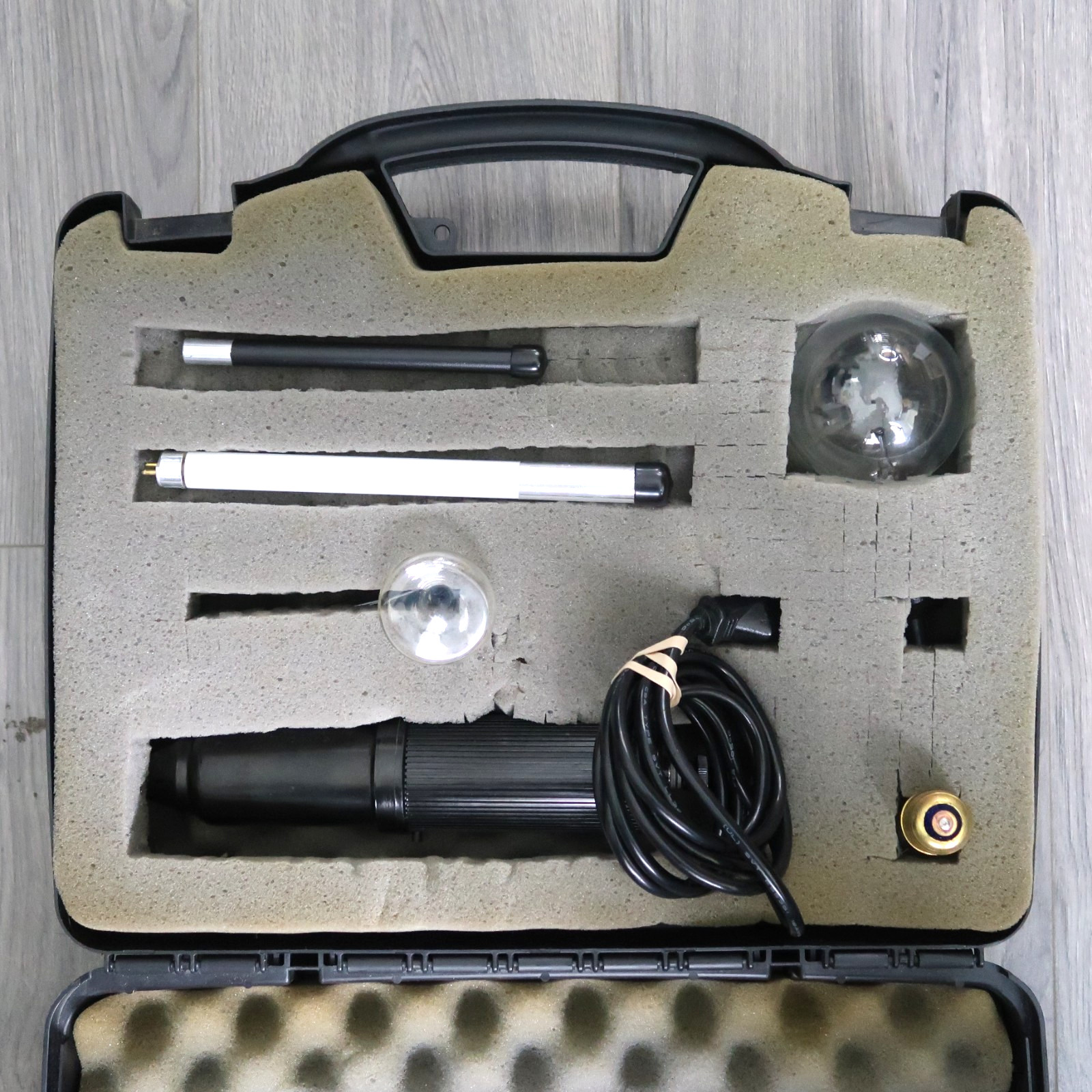 Vintage Violet Wand Ray Unit Quack Medicine 10 Piece Kit Working with Hard Case