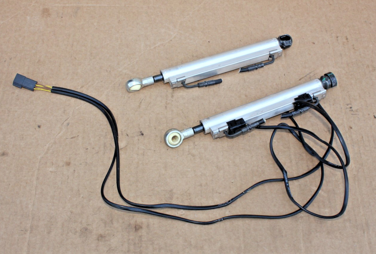 08-13 BMW M3 Convertible Top Roof Hydraulic Cylinder Rear Left + Right OEM