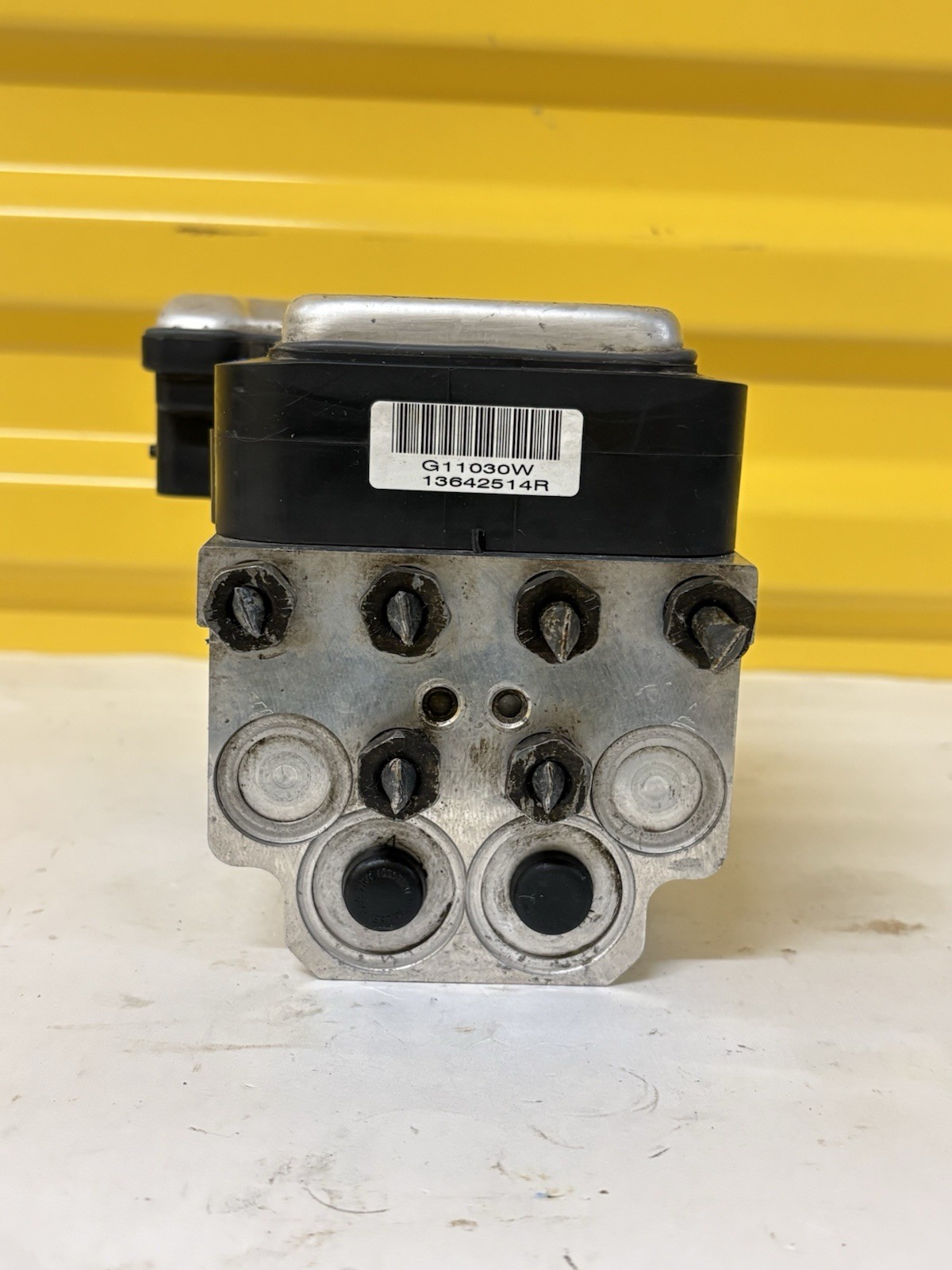 2004-2006 Cadillac Escalade Anti Lock Abs Pump Assembly OEM OPT JL4