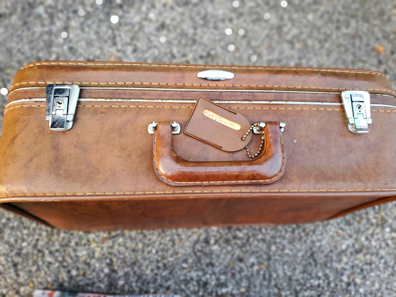 Vintage Sears 1970s Brown Hard Faux Leather Suitcase Locking, Straps 40L