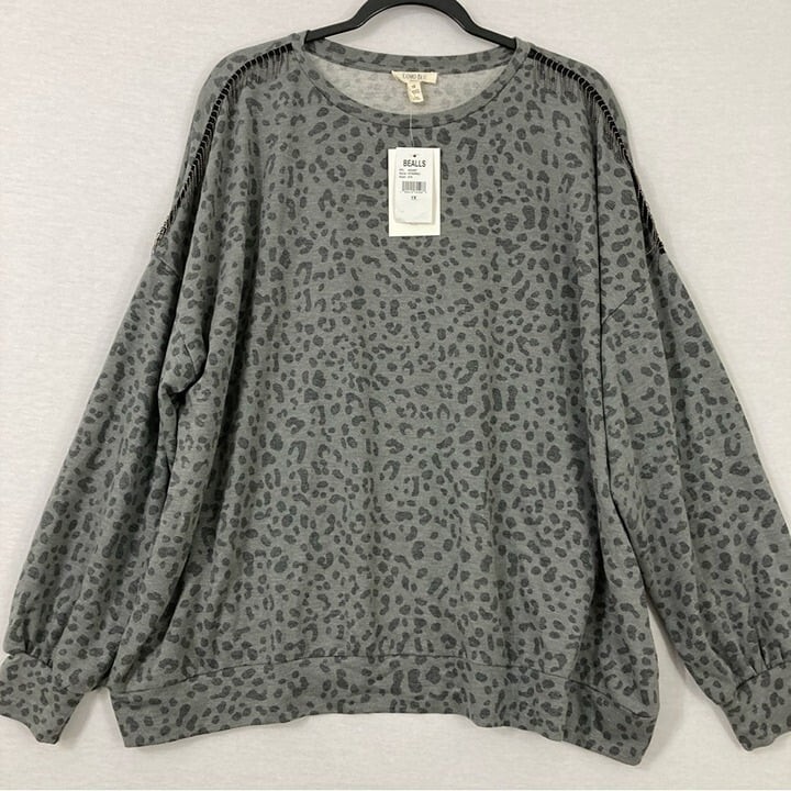 New Como Blu Gray Leopard Print Round Neck Pullover Sweatshirt 1X