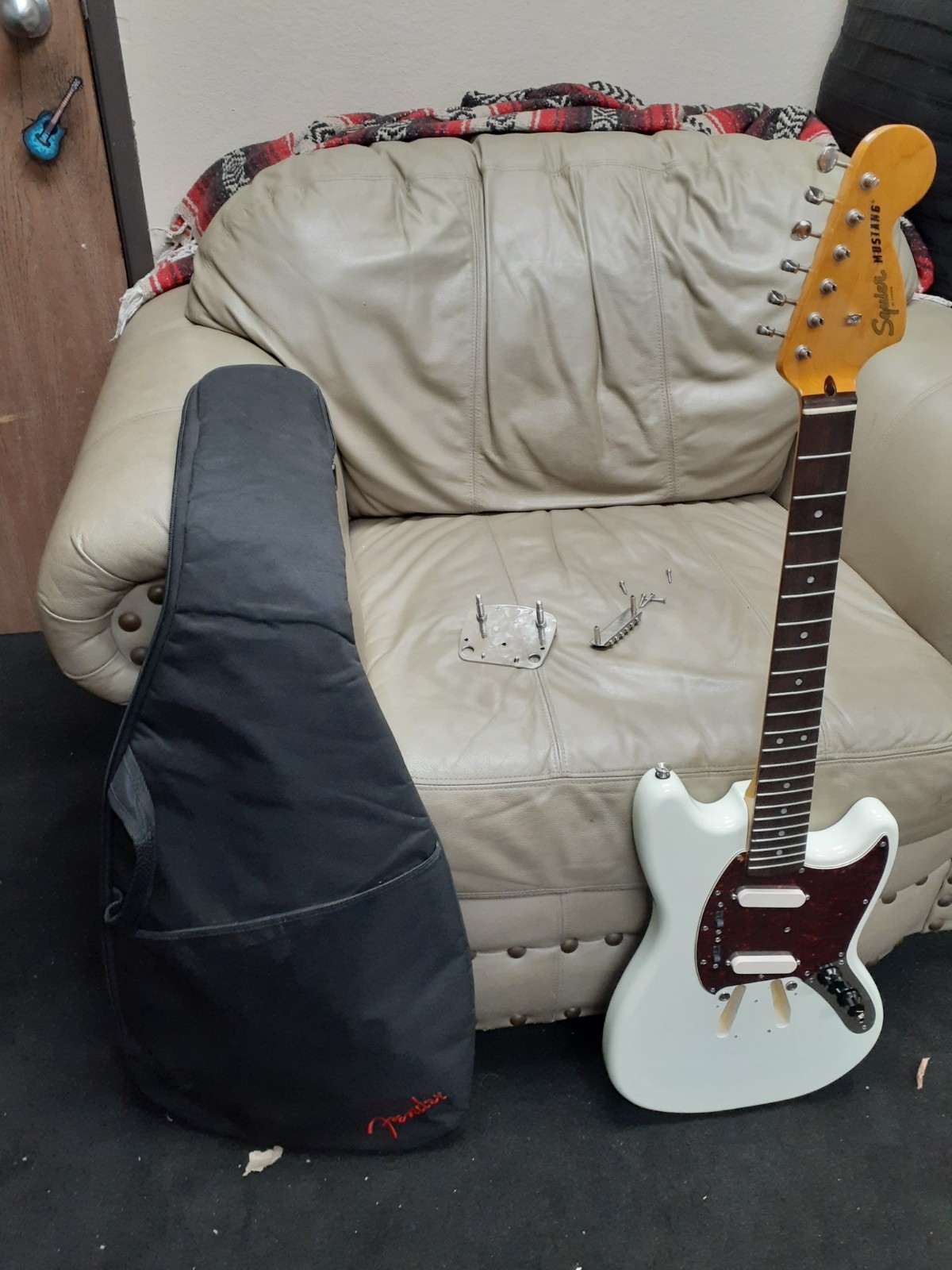 Squier Fender Mustang Classic Vibe 60\'s Sonic Blue & Gig Bag NO Trem SpringsREAD