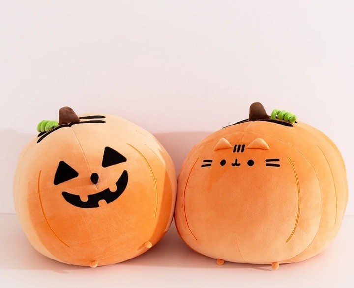 NWT Big Mochi Pumpkin Squisheen (Pusheen Shop Exclusive) SOLD OUT NWT Big Mochi Pumpkin Squisheen (Pusheen Shop Exclusive) SOLD OUT
