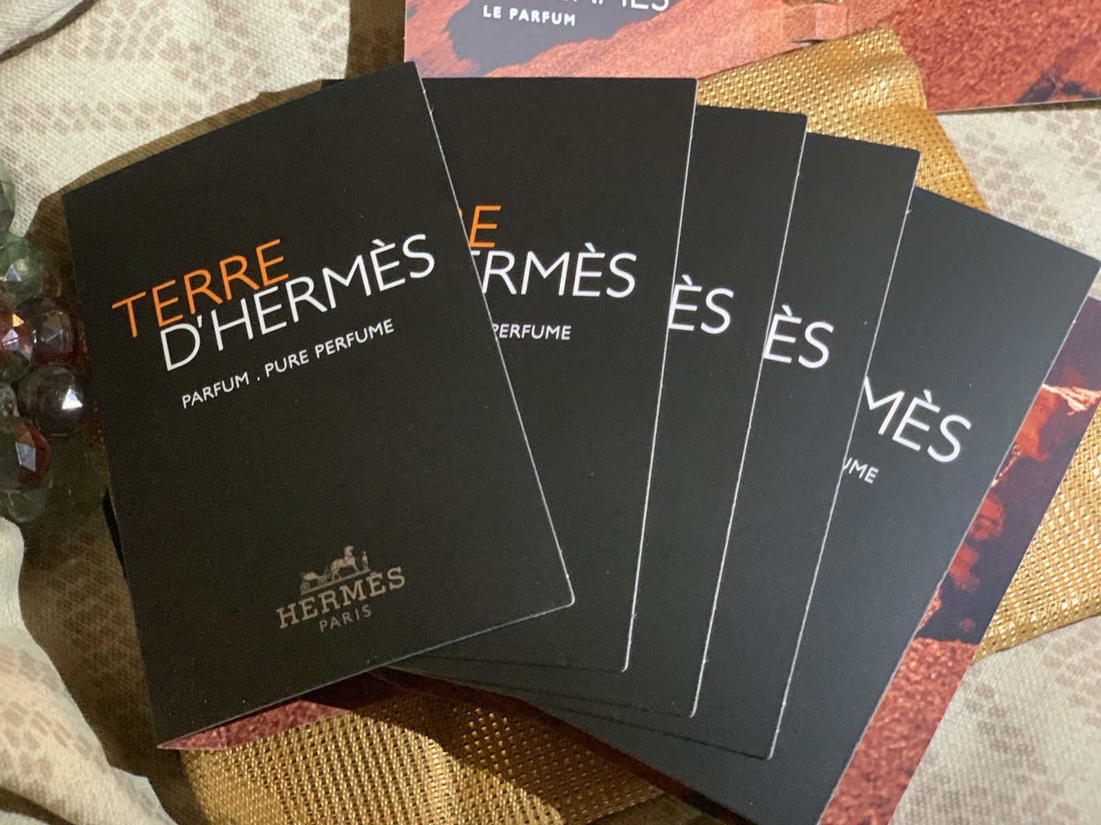 6 PCs x TERRE D\' HERMES 1.5ml each PURE PARFUM Sprays for Men HERMES New w/Cards