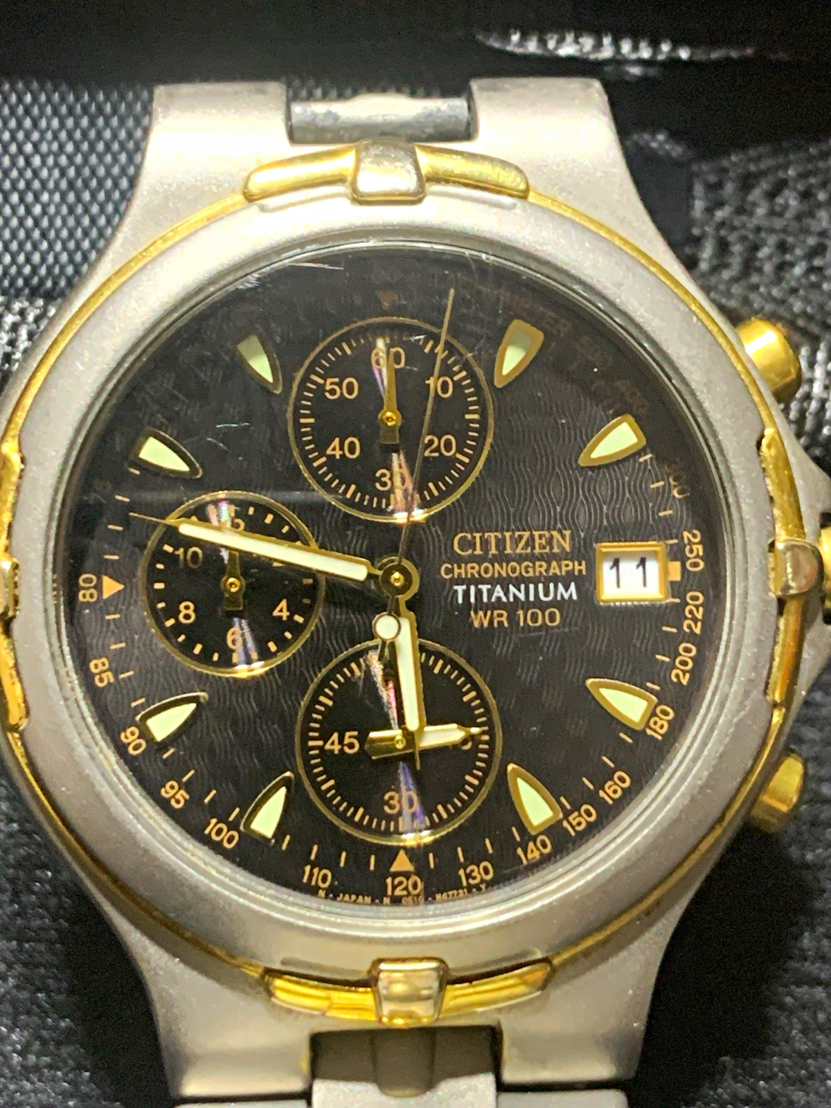 Citizen Chronograph Titanium Quartz Two-Tone Black Dial WR100 Date Watch Citizen Chronograph Titanium Quartz Two-Tone Black Dial WR100 Date Watch