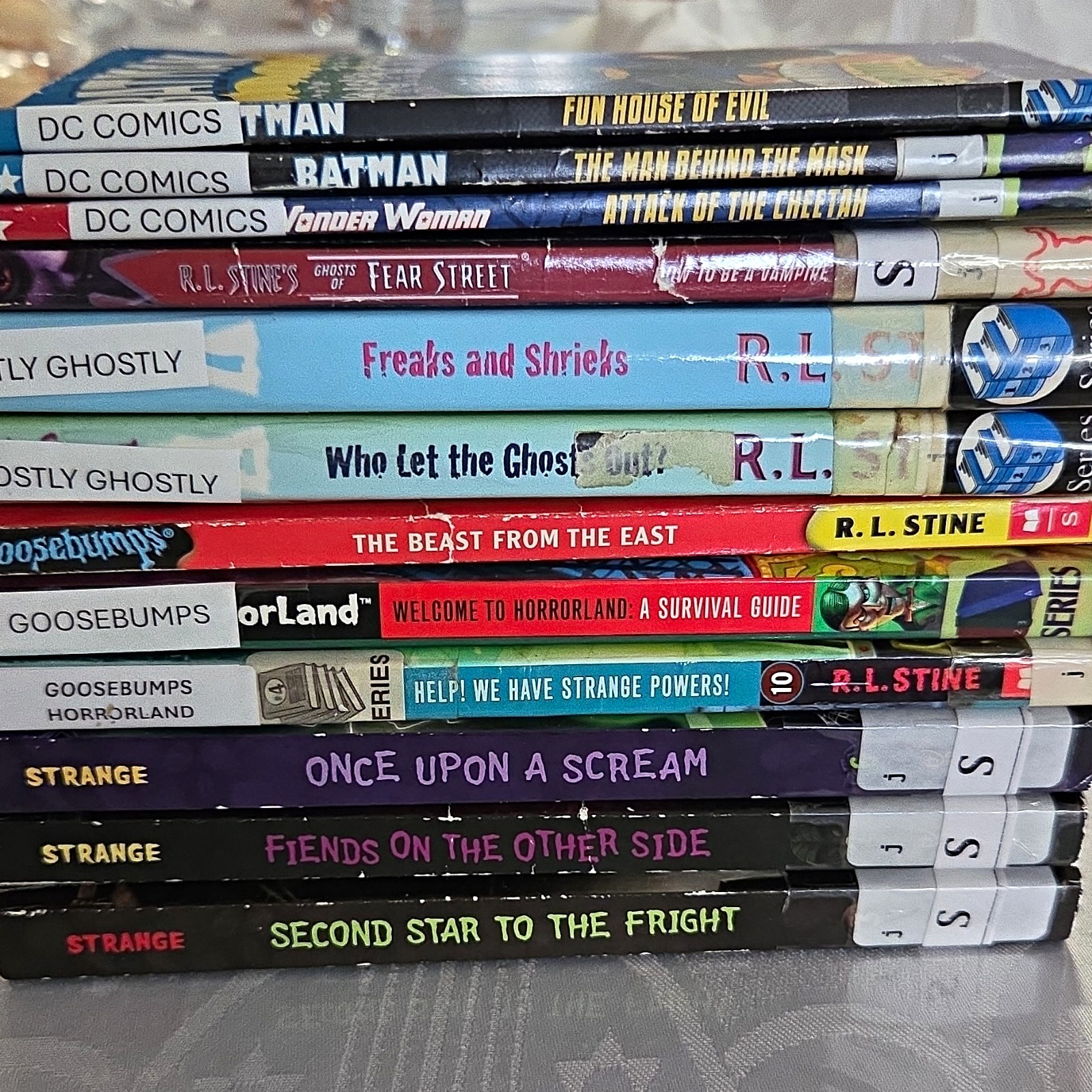 Paperback Book Lot Of 12 Goosebumps. HorrorLand. DC Comics Kids Books