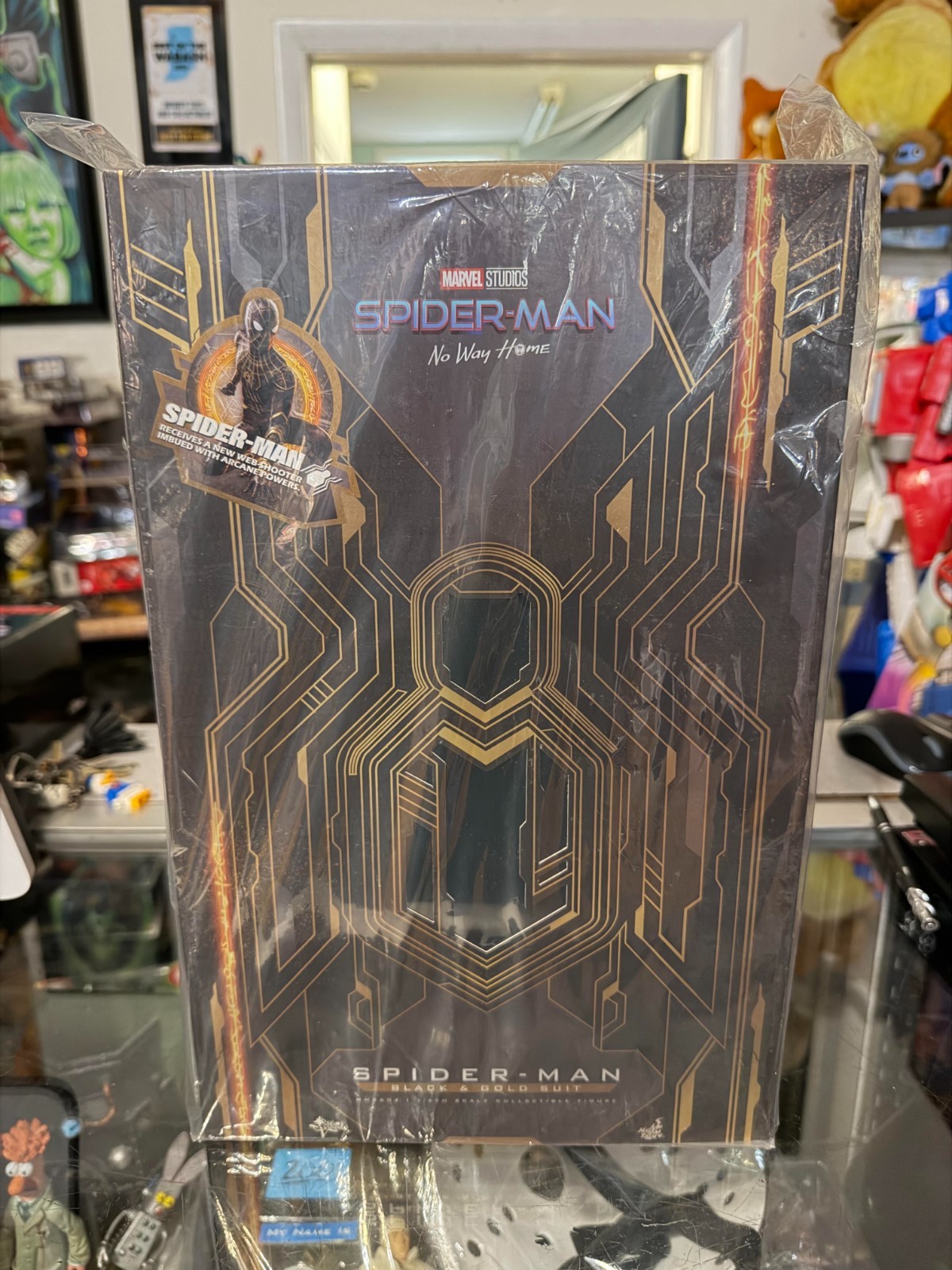 Hot Toys Spider-Man No Way Home Black & Gold Suit 1/6 figure MMS604 NIB