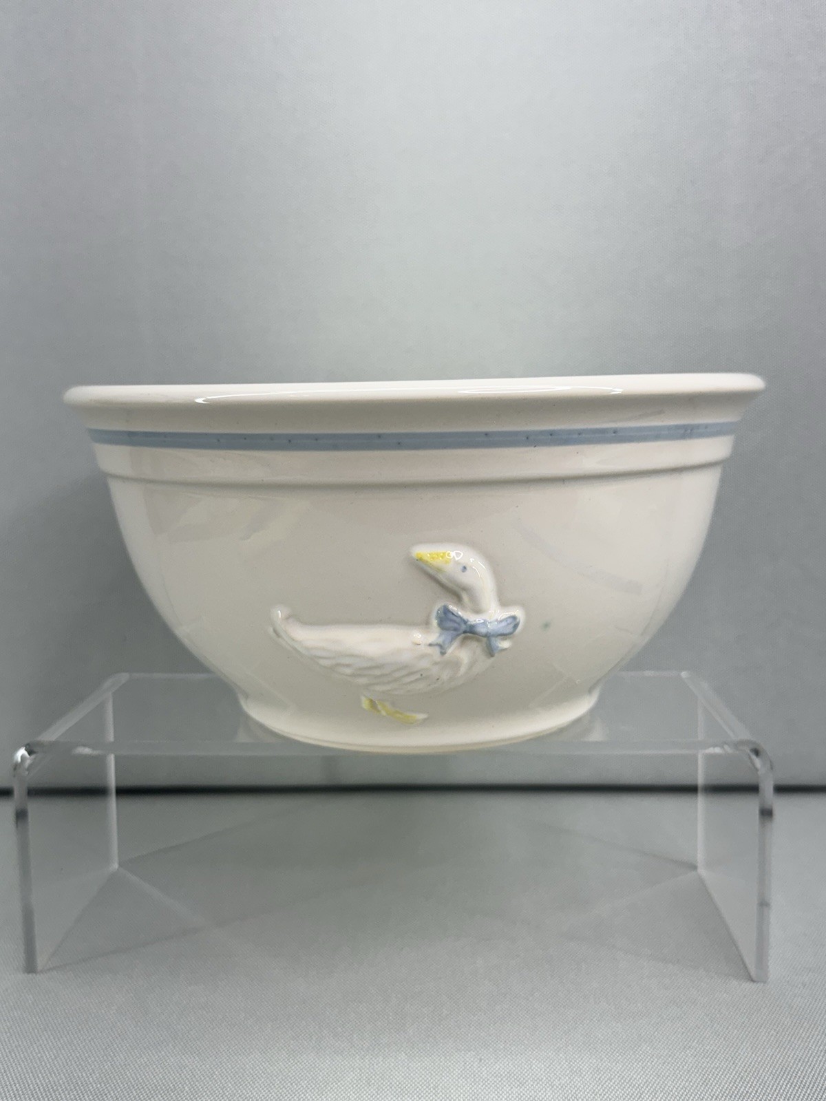 Vintage McCoy Pottery #2108 Goose Mixing Bowl 8” Blue White Country Accents USA
