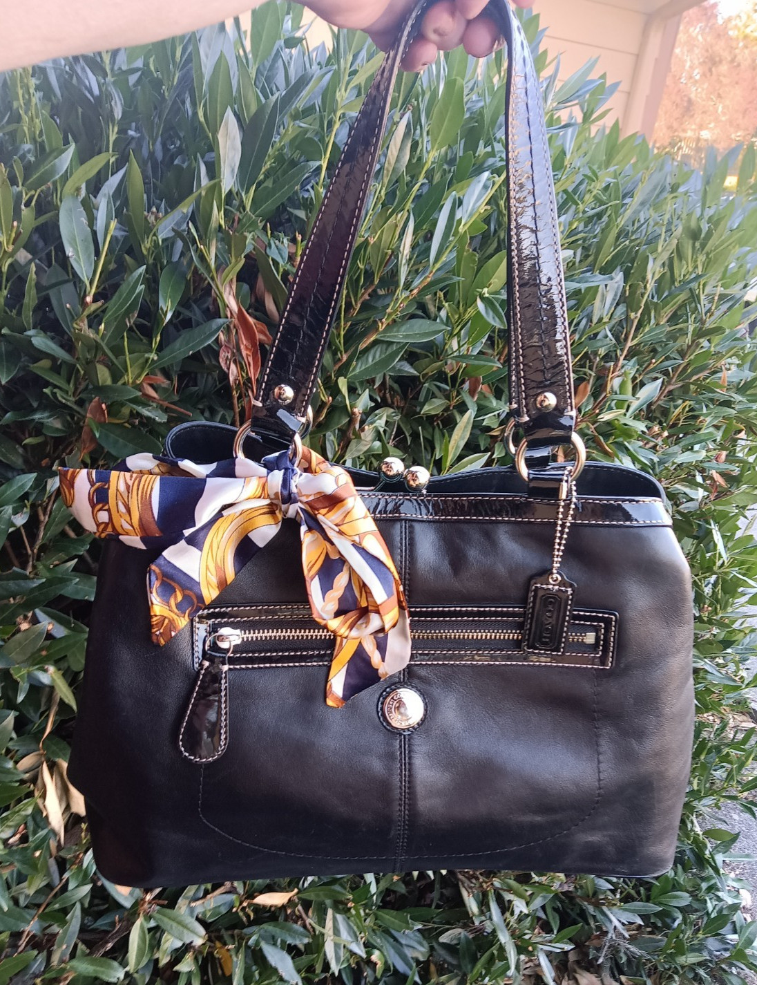 COACH F14866 Laura Carryall Kisslock Framed Shoulder Bag Handbag Black Leather