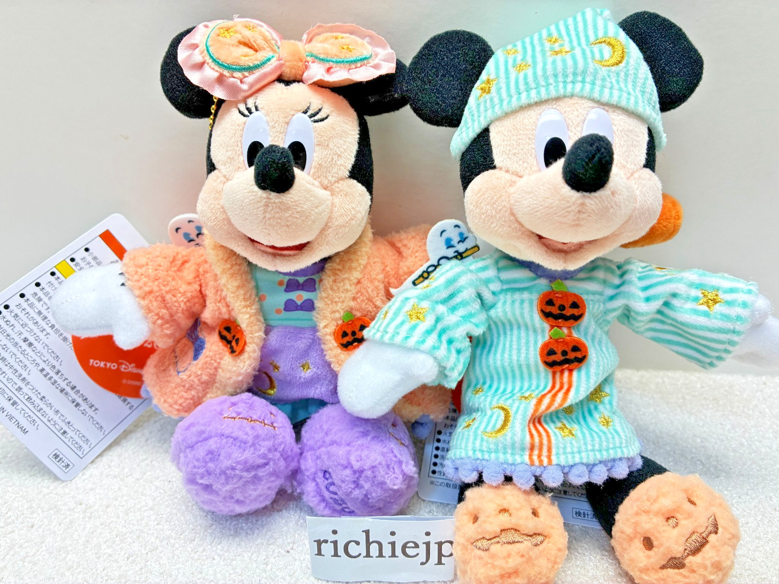 Tokyo Disney Resort Halloween 2026 Mickey Minnie Ghost Plush Badge Japan Park