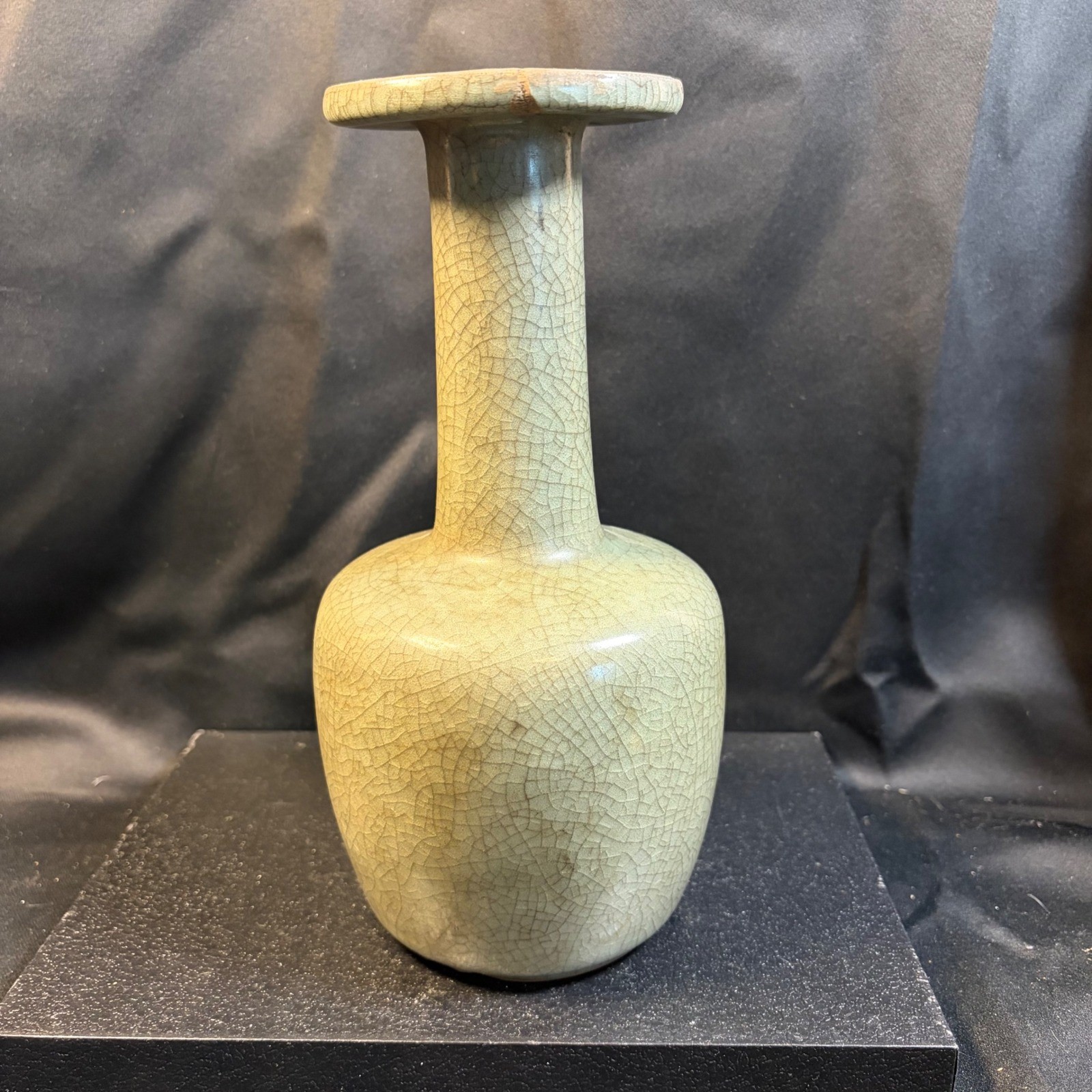 Chinese Ge Guan Style Crackle Glaze Vase Late Qing Republic Era Old Repair