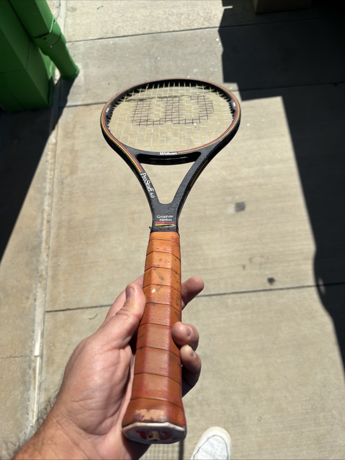 WILSON PRO STAFF 6.0 MIDSIZE 85 TENNIS RACQUET (4 1/2) Racket GTO Code Rare WILSON PRO STAFF 6.0 MIDSIZE 85 TENNIS RACQUET (4 1/2) Racket GTO Code Rare
