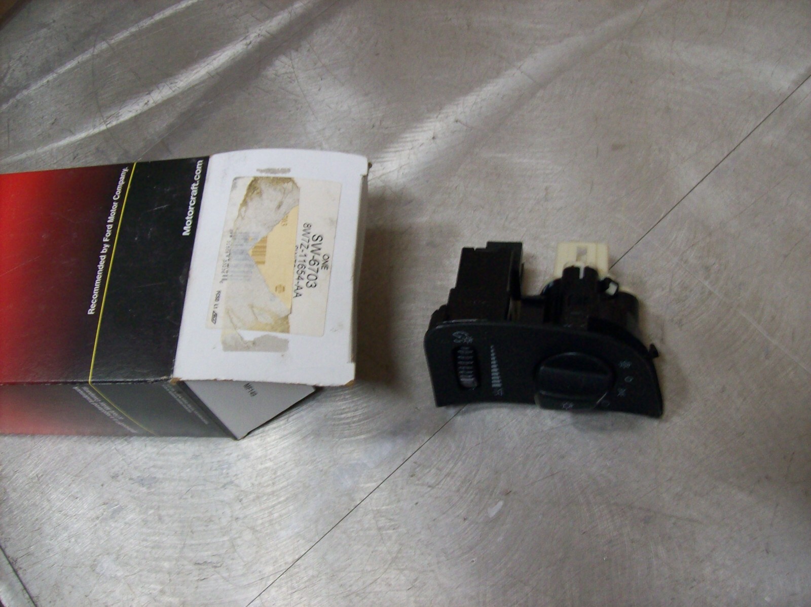 #E) Ford Genuine OEM Motorcraft Switch SW-6703 #E) Ford Genuine OEM Motorcraft Switch SW-6703